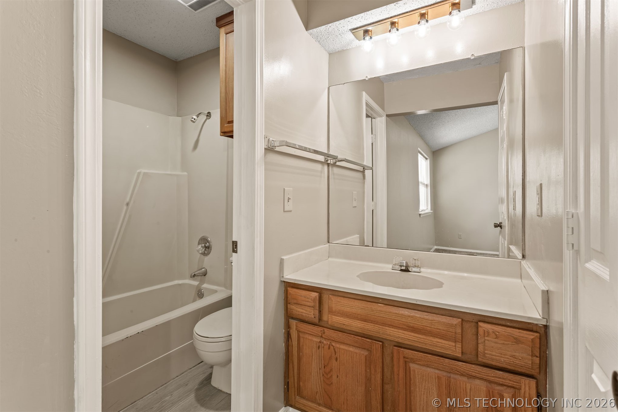 12921 E 28th Place Property Photo 31