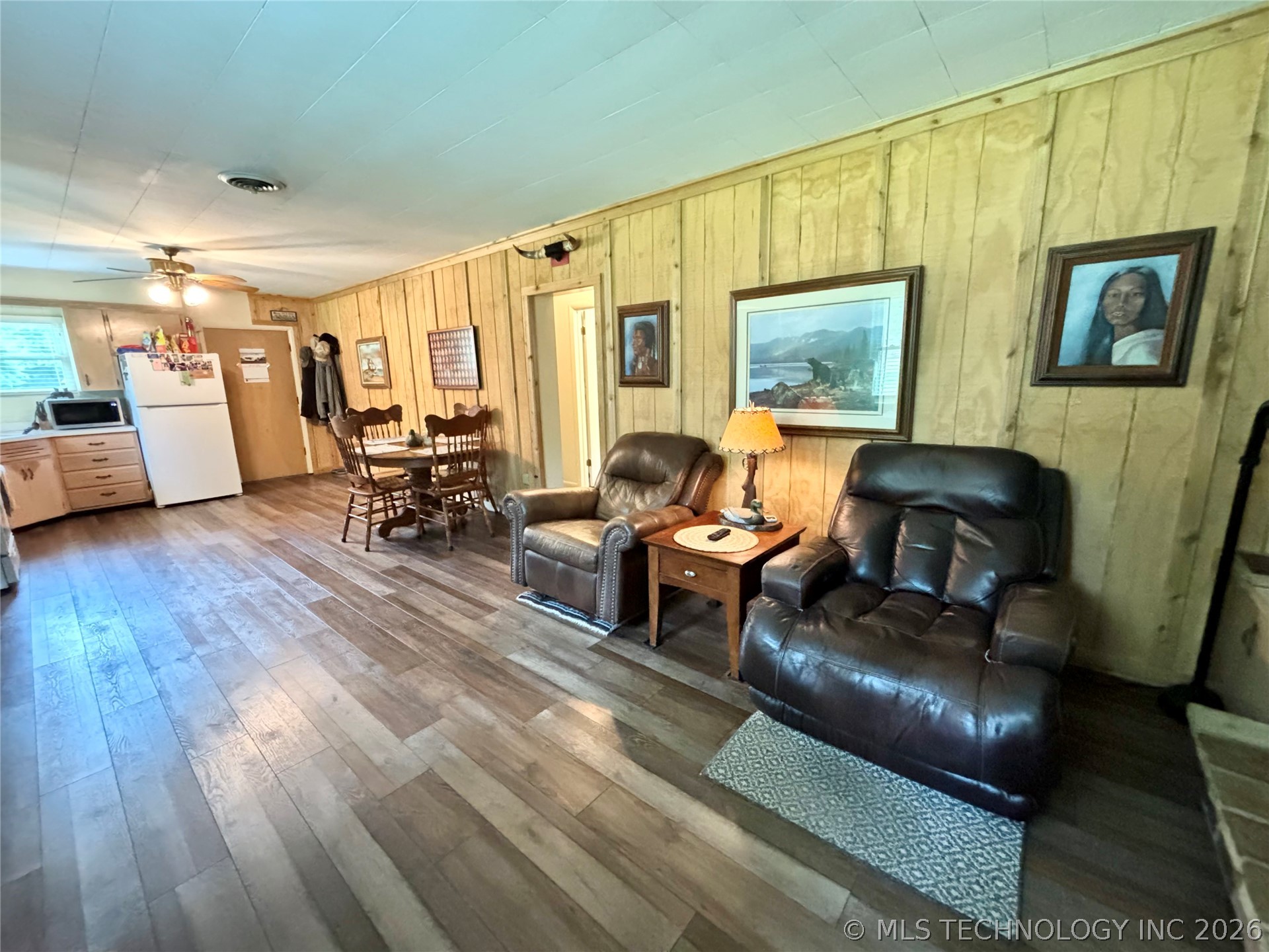 31891 E 695 Way Property Photo 6