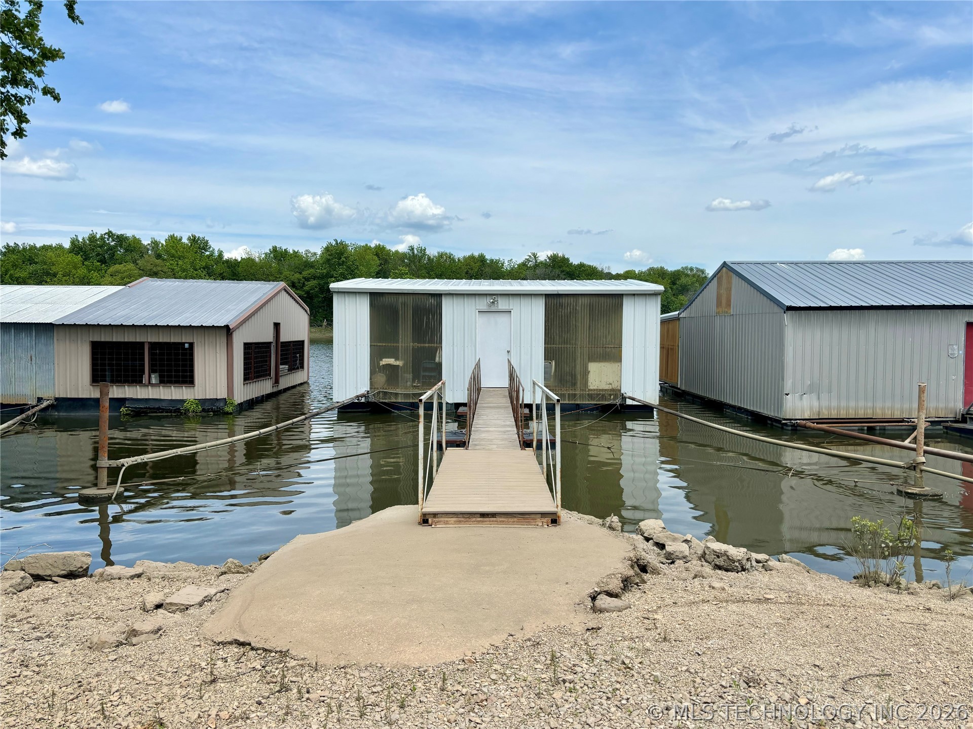 31891 E 695 Way Property Photo 24