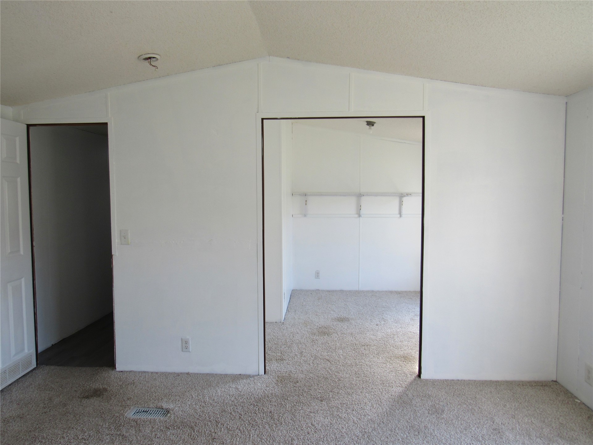 1184 S Lake Street Property Photo 17