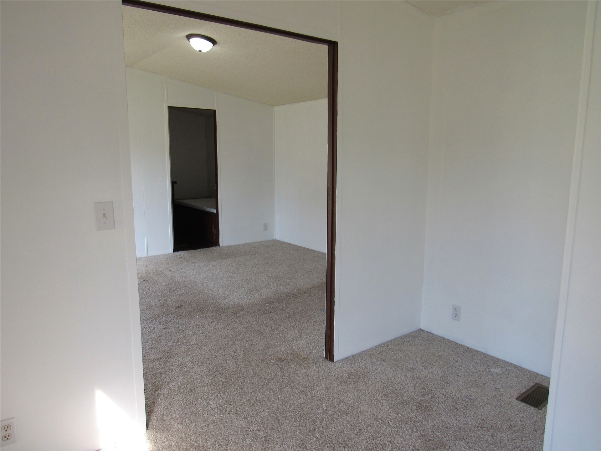1184 S Lake Street Property Photo 20