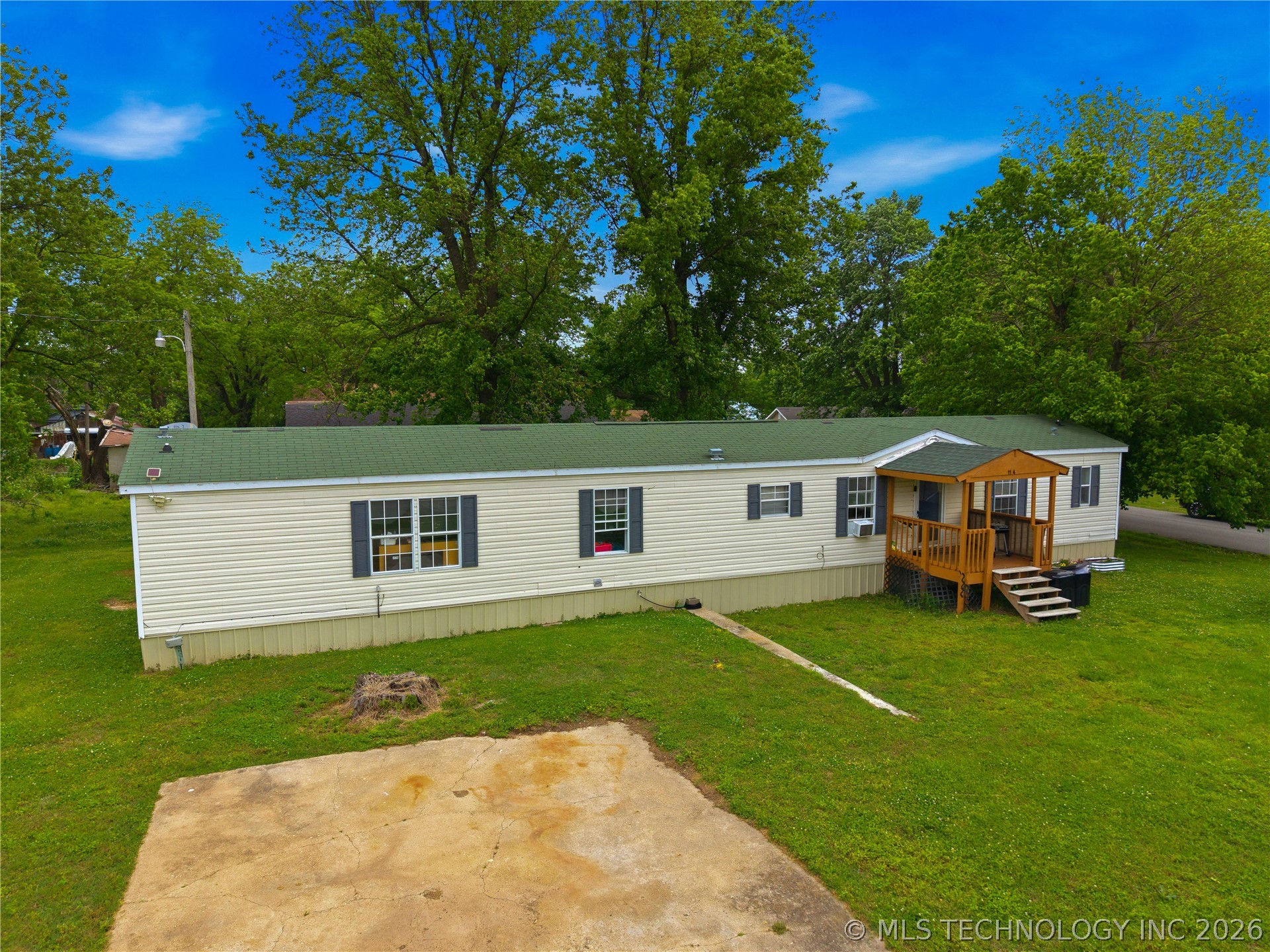 1184 S Lake Street Property Photo 28