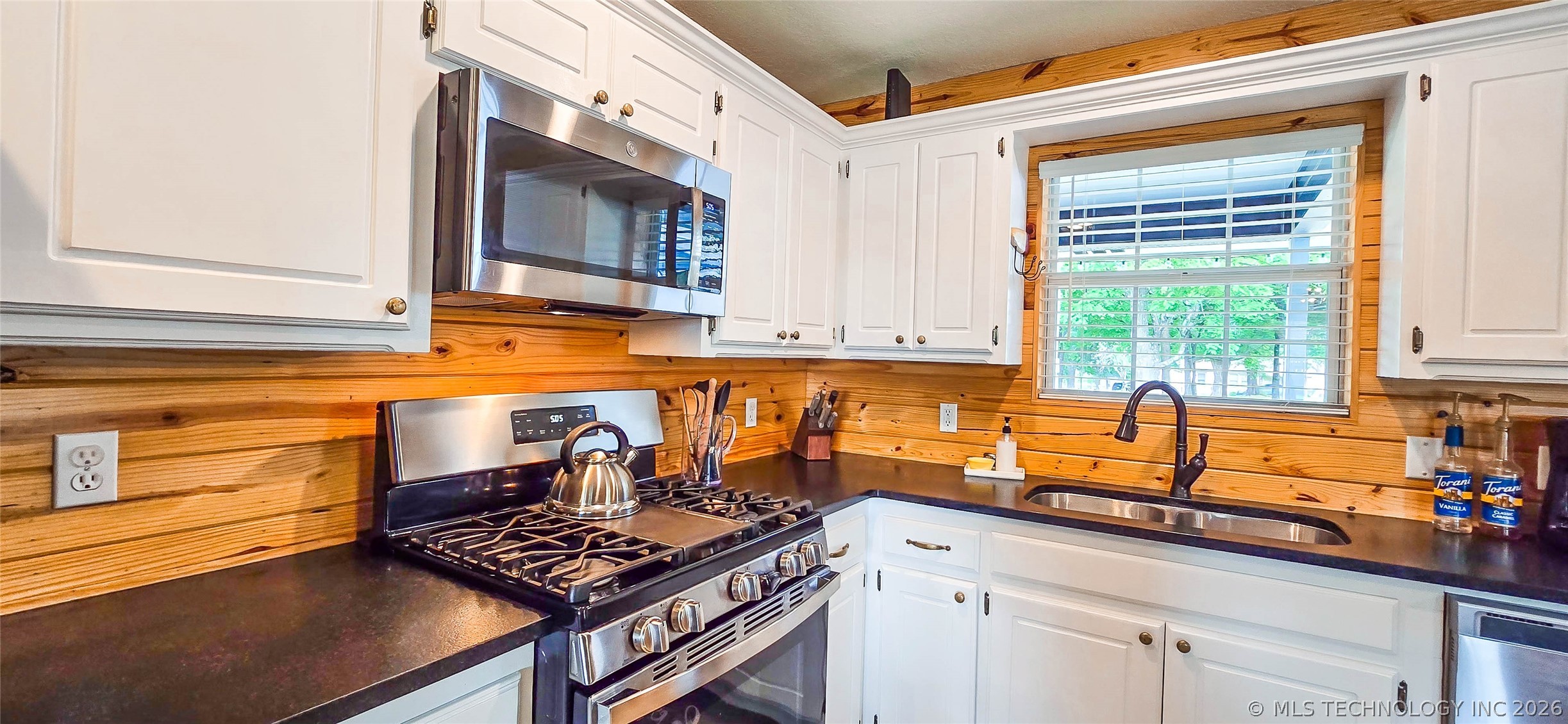 56 Delaware Street Property Photo 15