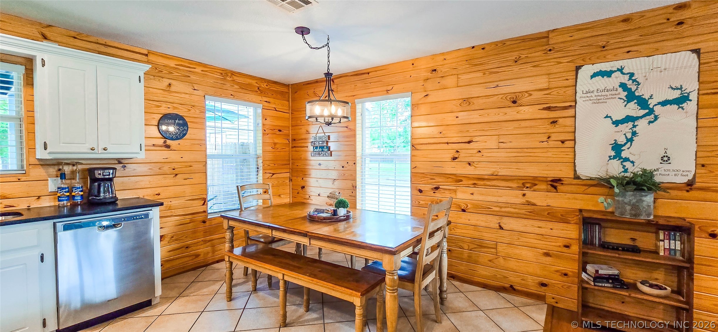 56 Delaware Street Property Photo 17