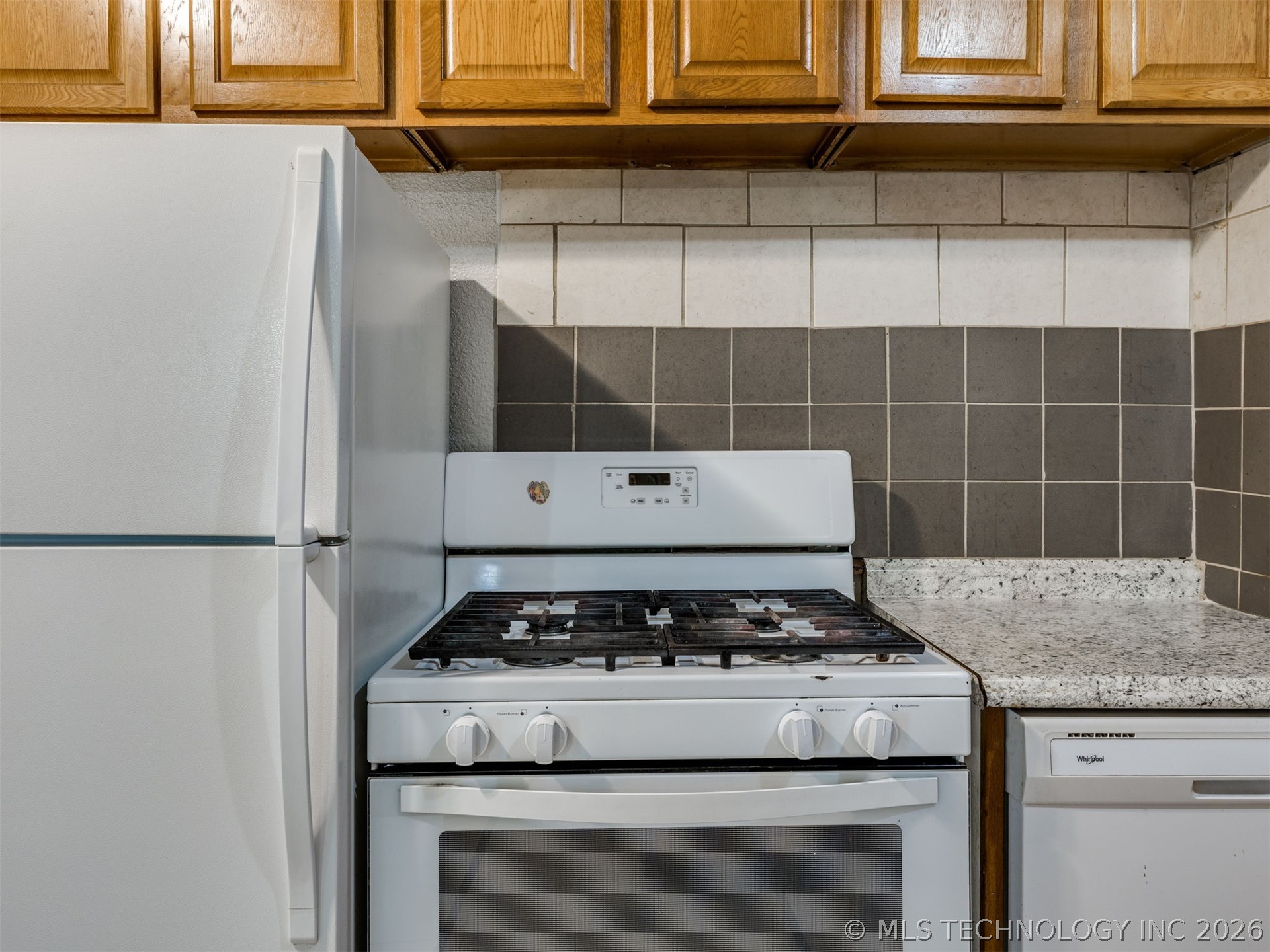 6714 E Jasper Street Property Photo 9