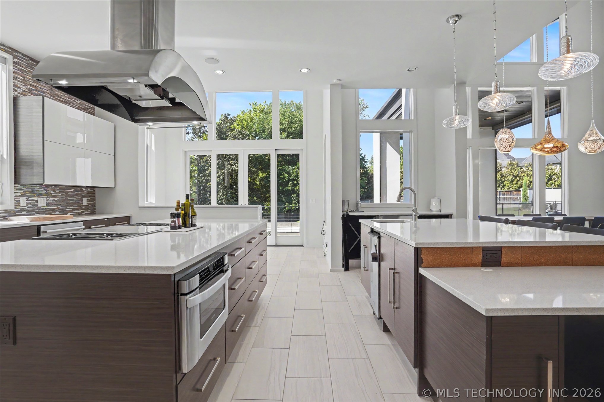 2668 Terwilleger Boulevard Property Photo 14