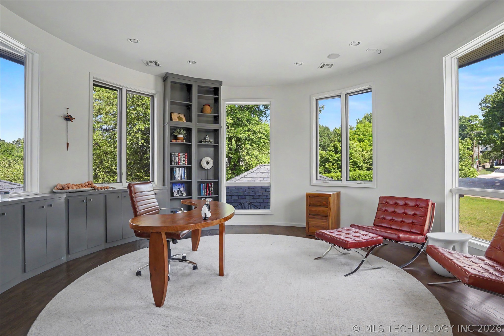 2668 Terwilleger Boulevard Property Photo 31