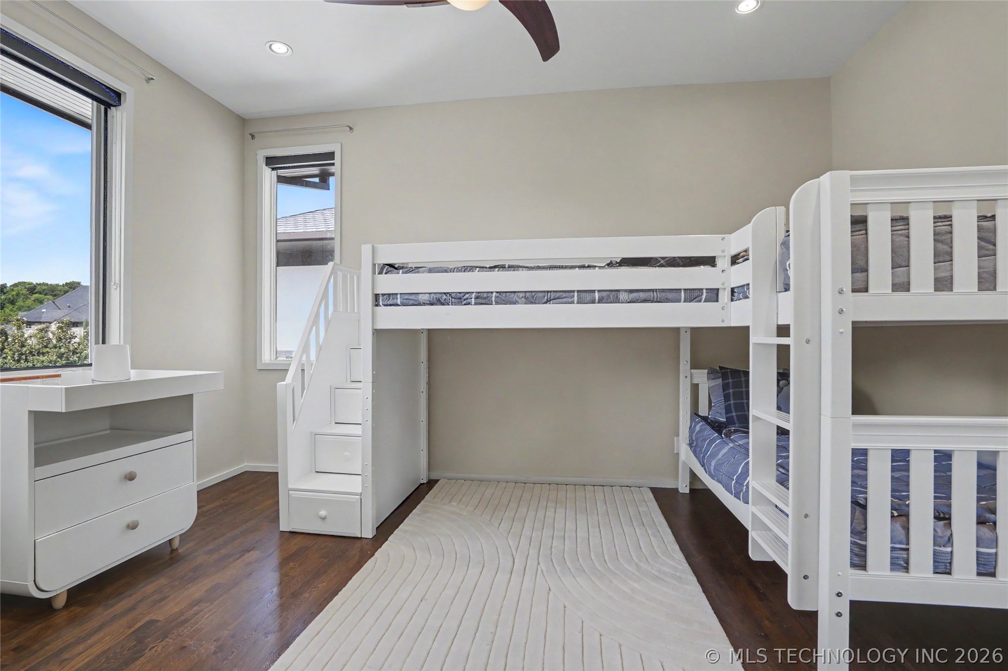 2668 Terwilleger Boulevard Property Photo 37
