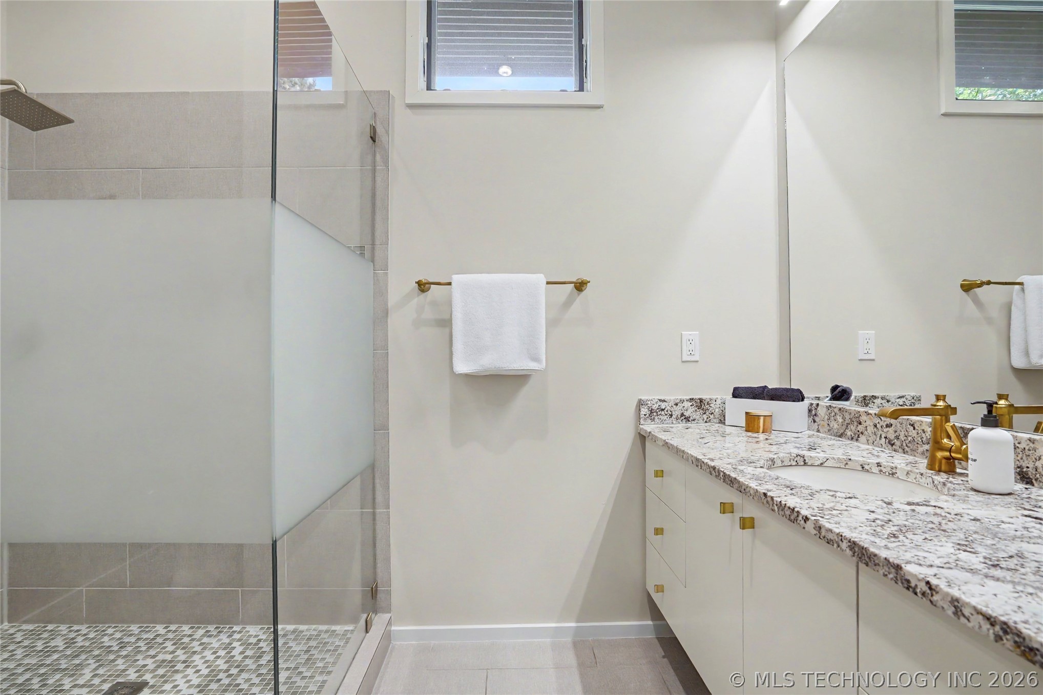 2668 Terwilleger Boulevard Property Photo 42