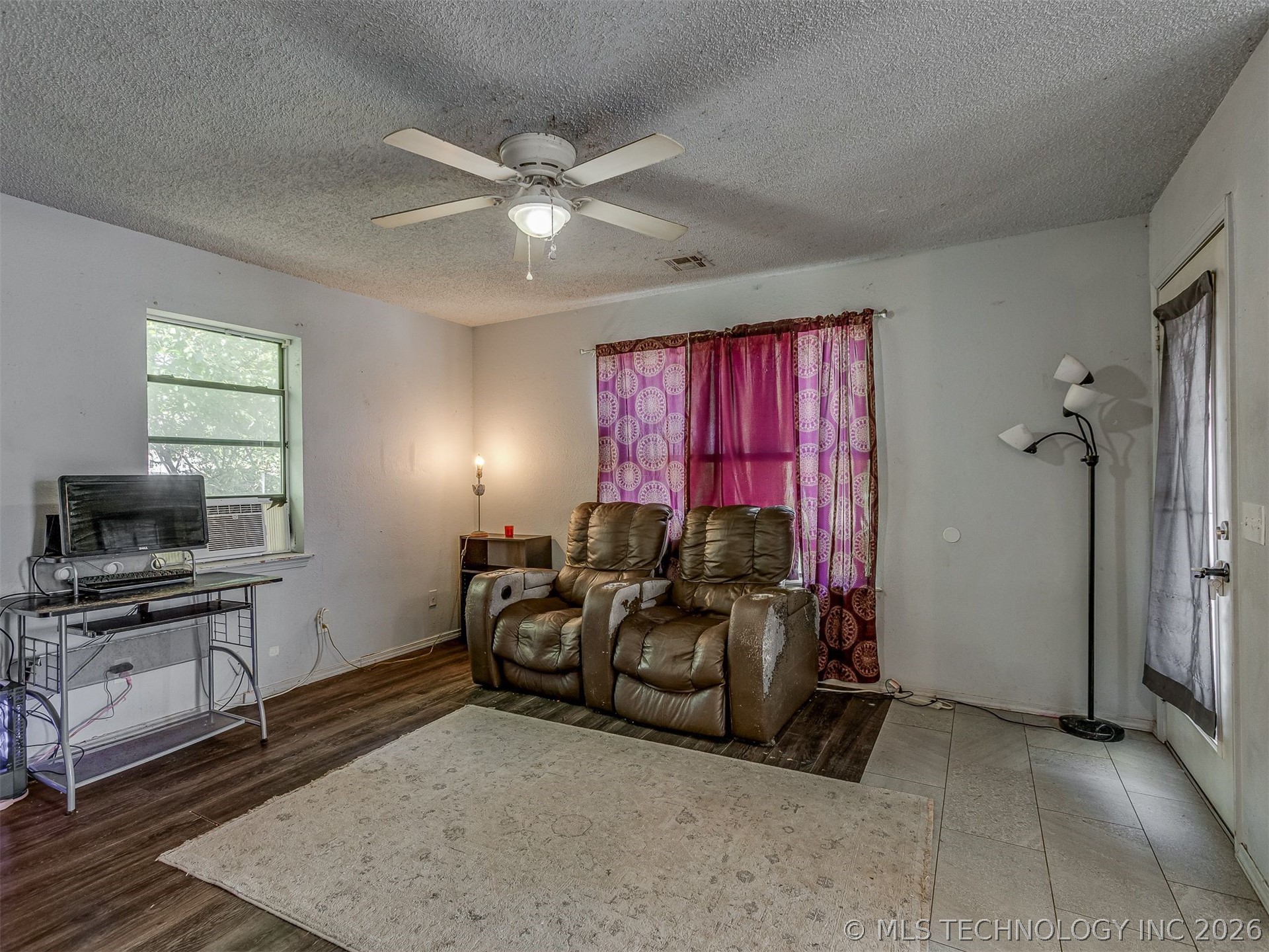 218 S 3rd Avenue Property Photo 4