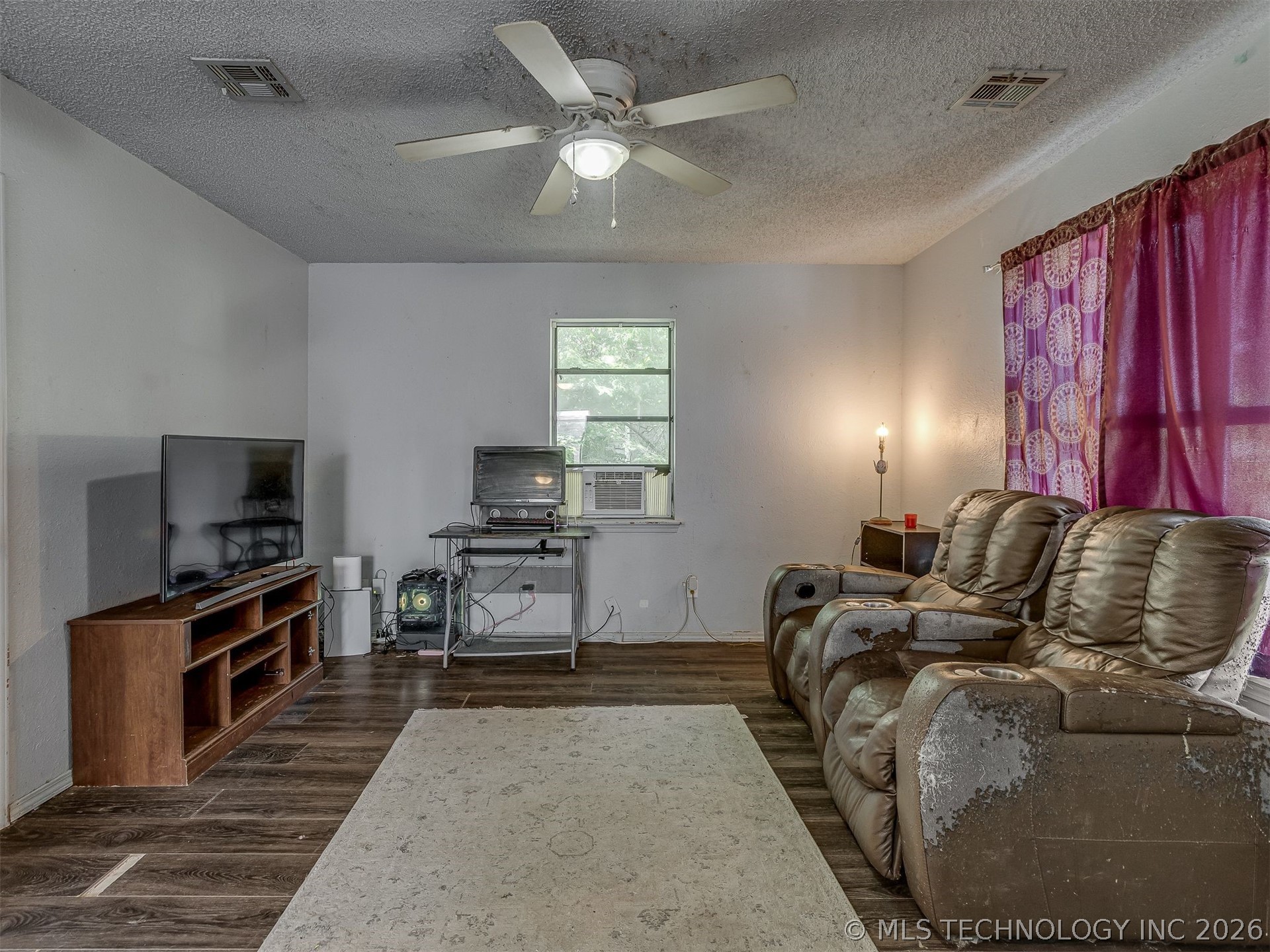 218 S 3rd Avenue Property Photo 5