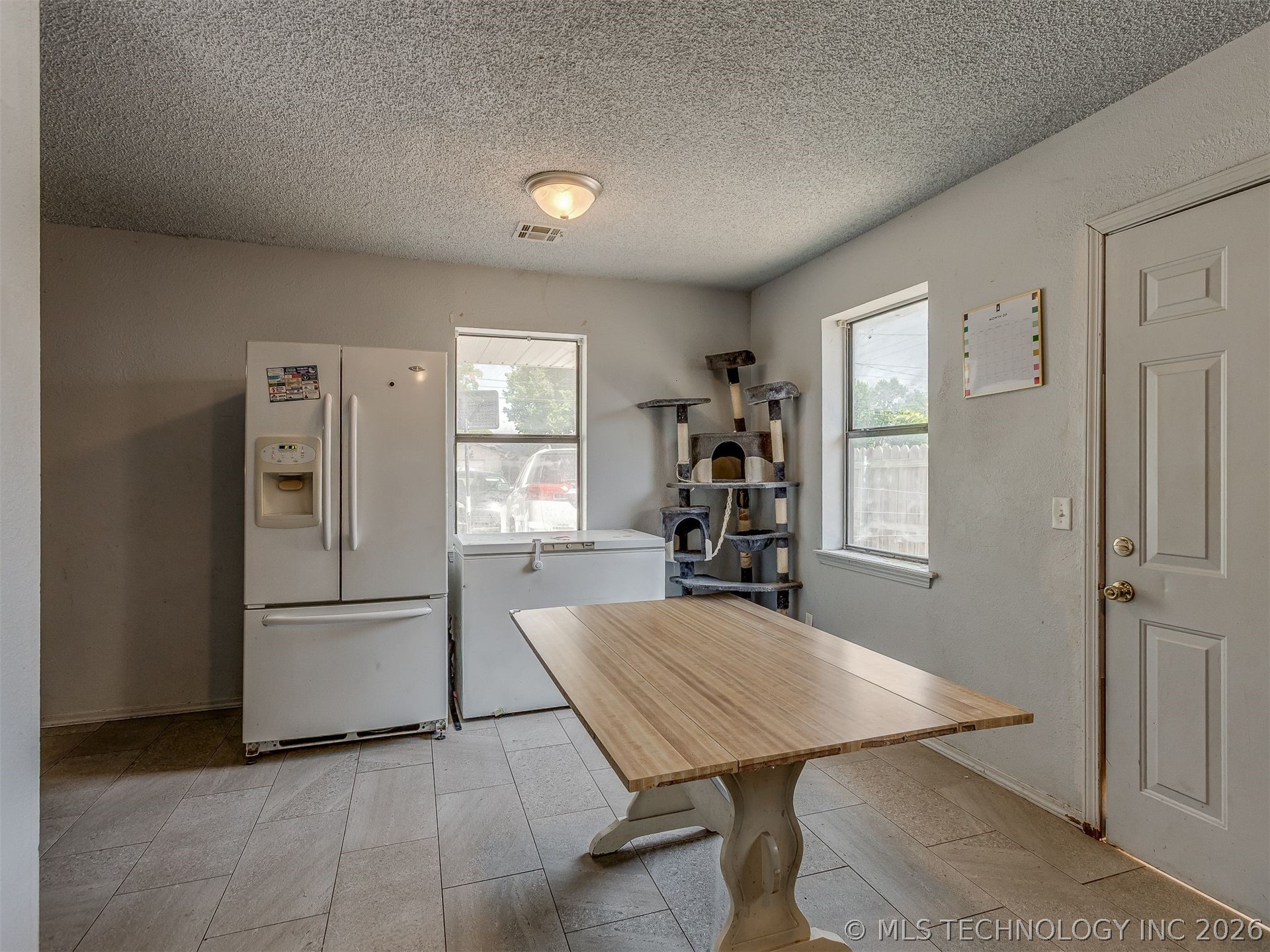 218 S 3rd Avenue Property Photo 9