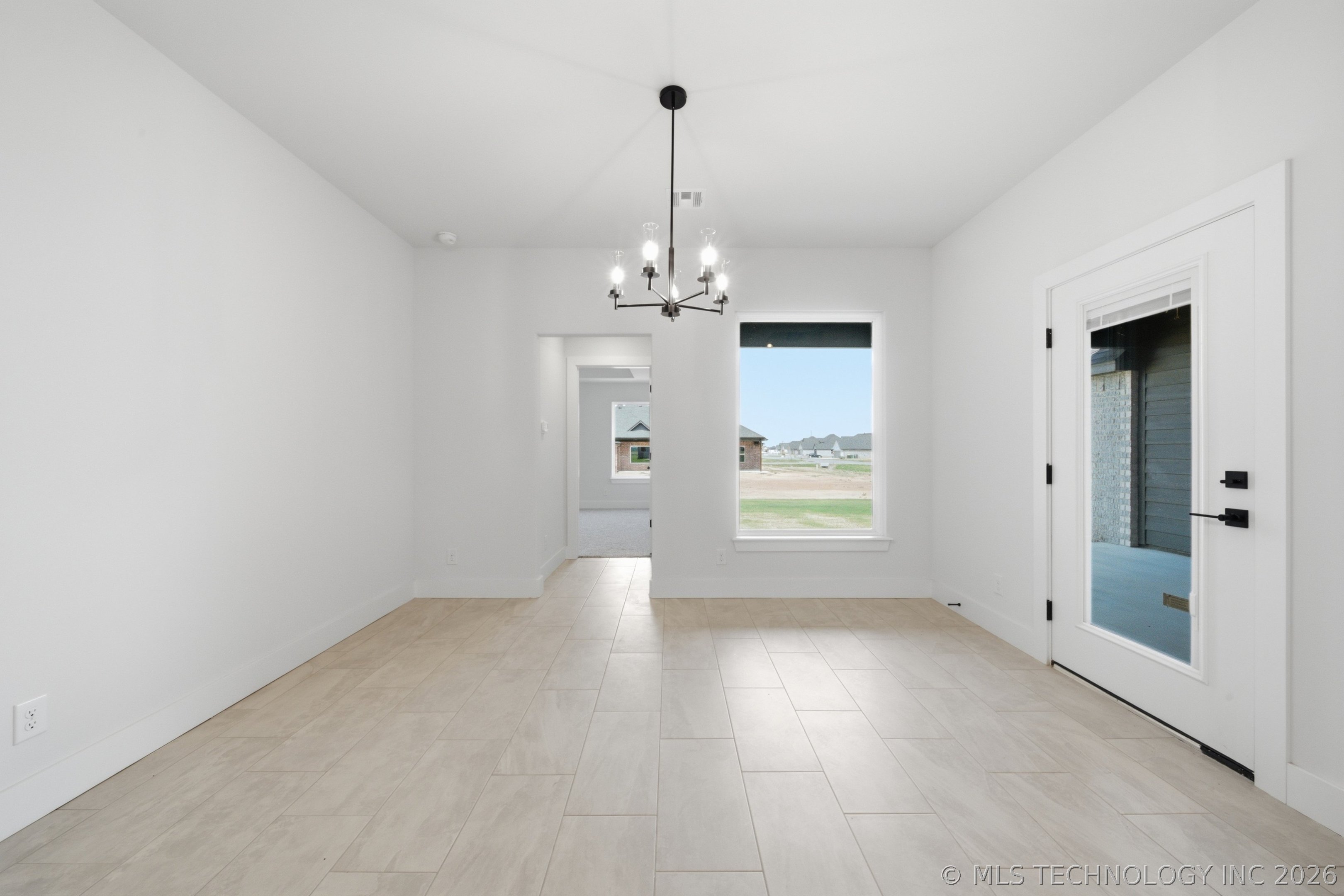 5677 E 136th Place North Property Photo 14