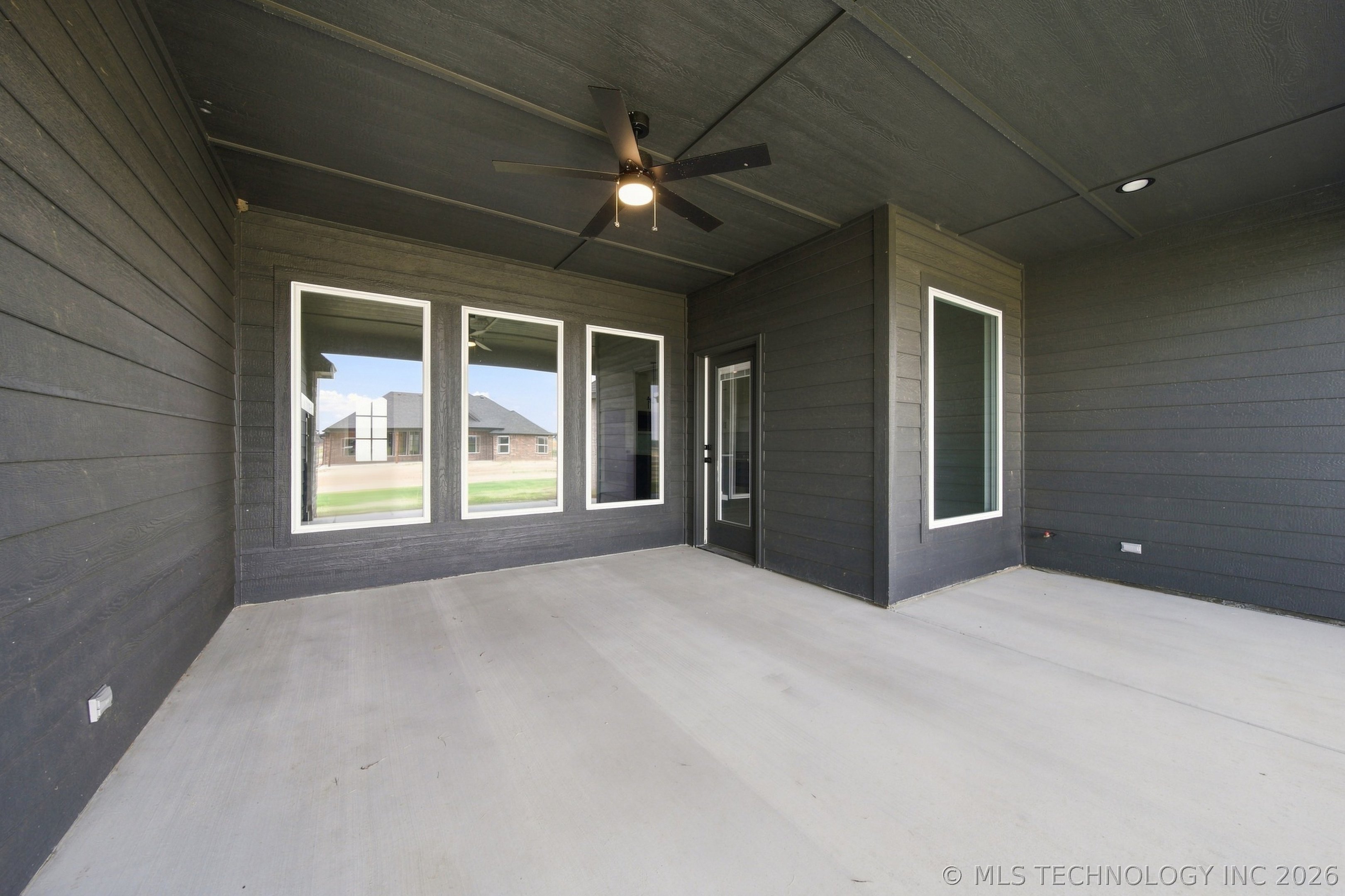 5677 E 136th Place North Property Photo 28