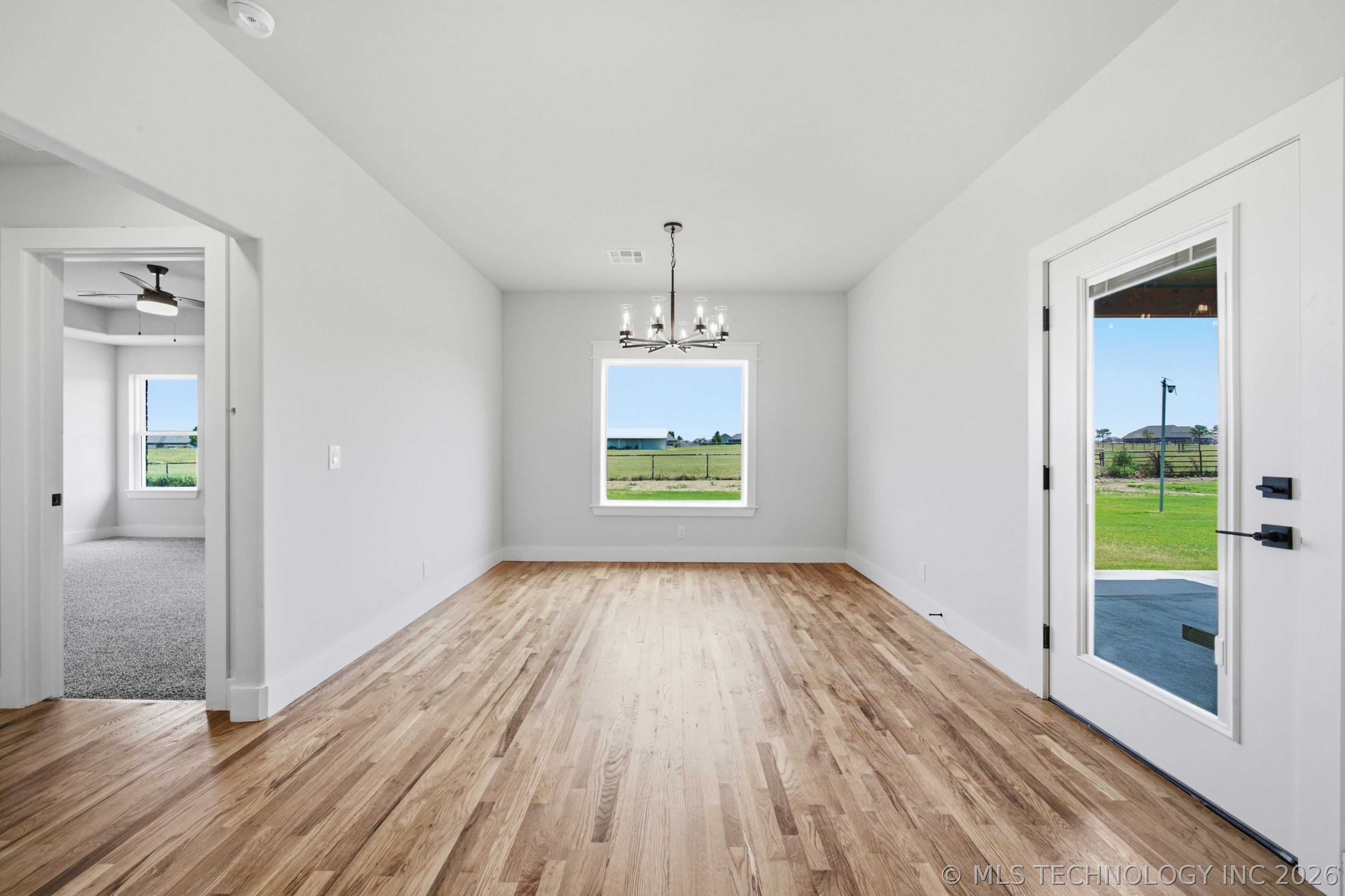 13645 N 58th East Avenue Property Photo 13