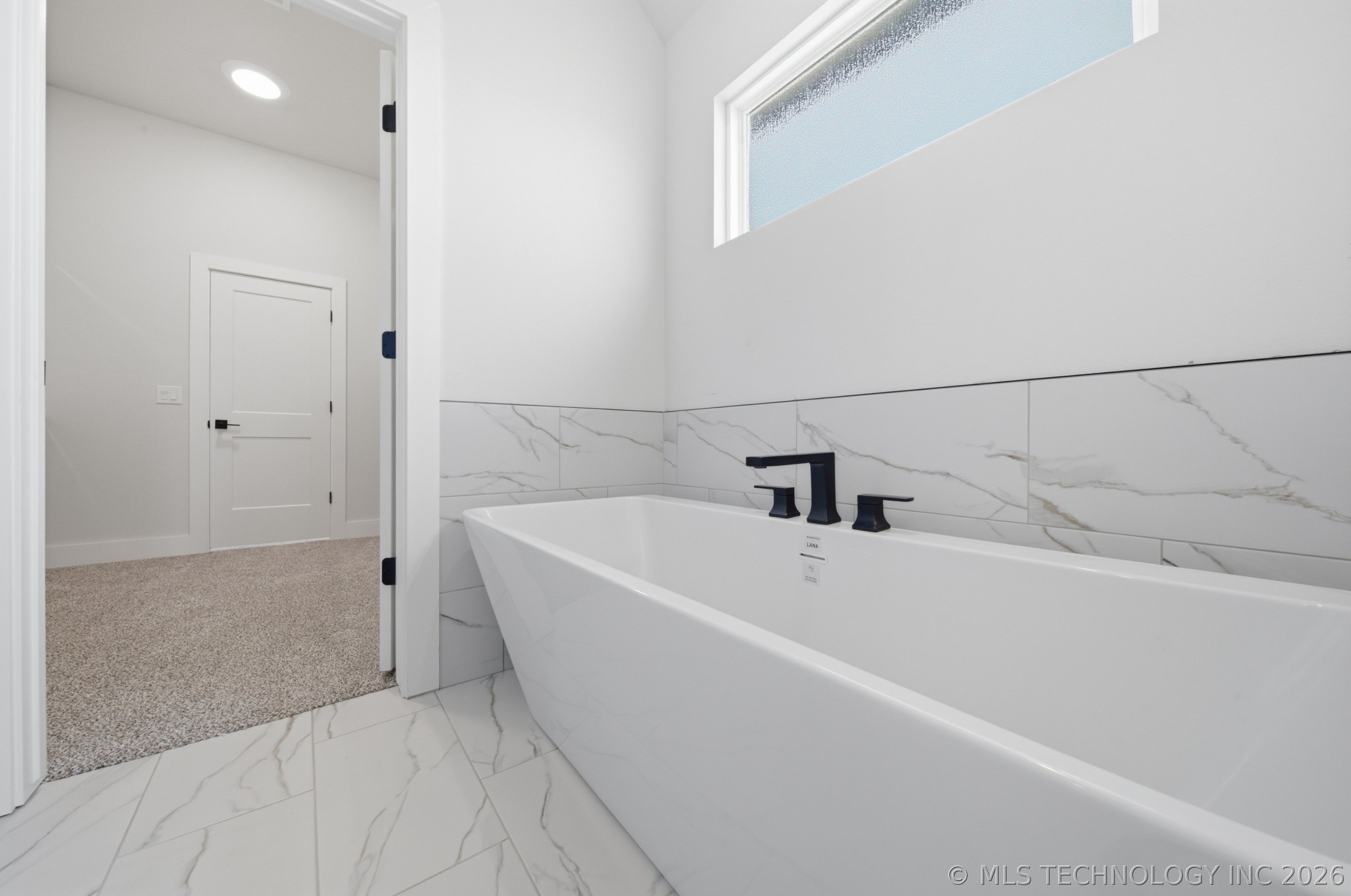 13645 N 58th East Avenue Property Photo 17