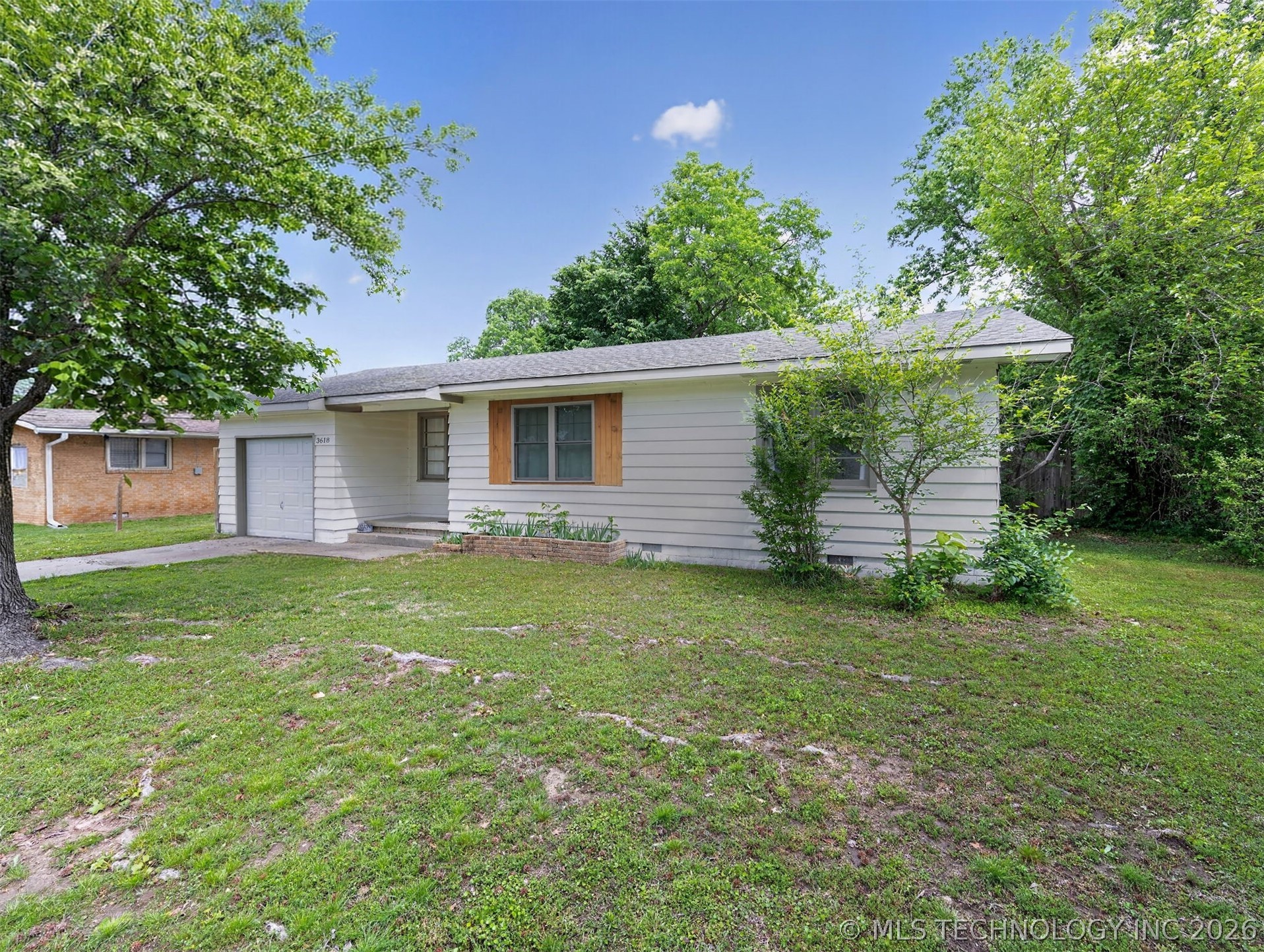 3618 Henrietta Avenue Property Photo 3