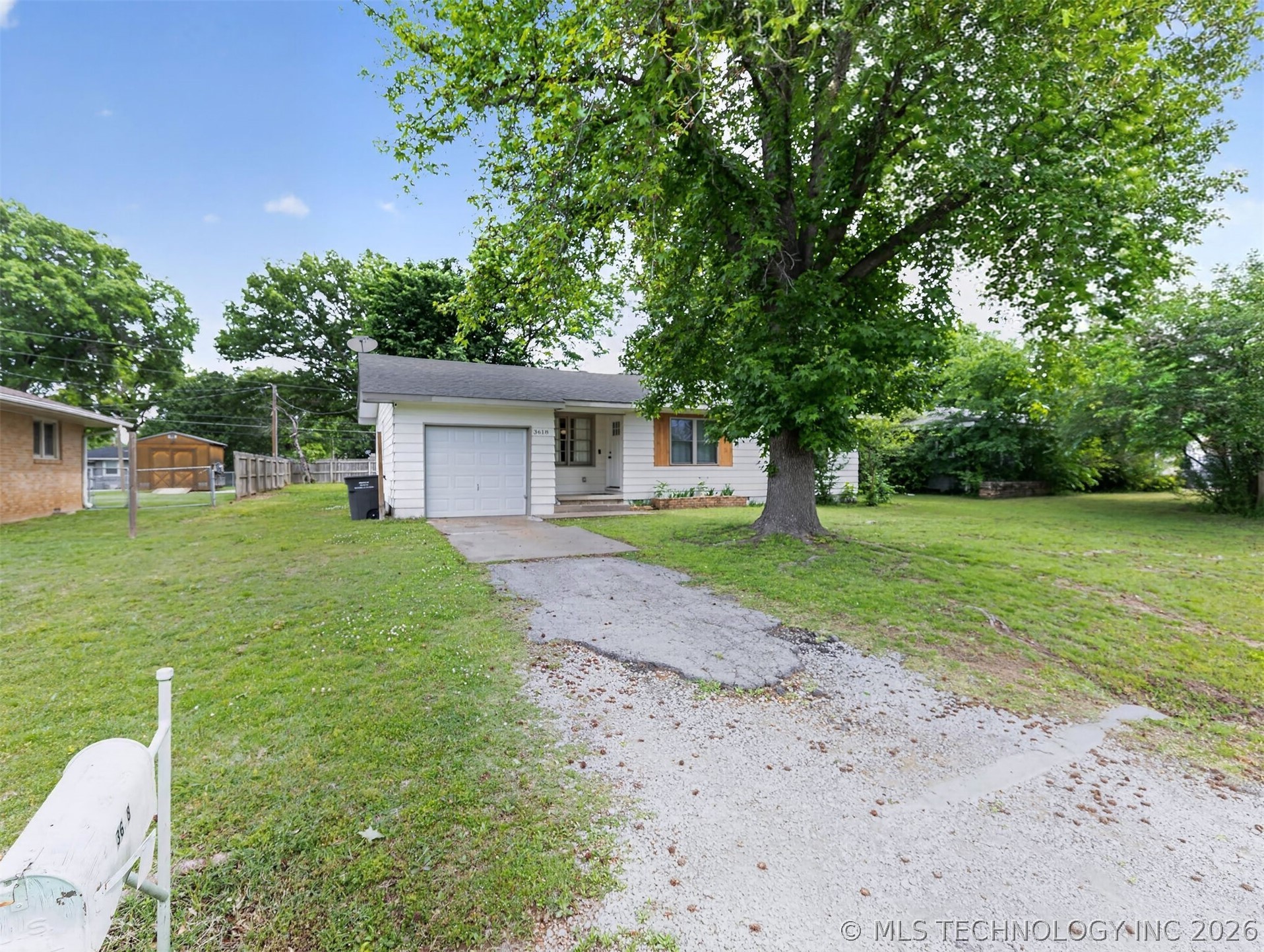 3618 Henrietta Avenue Property Photo 5