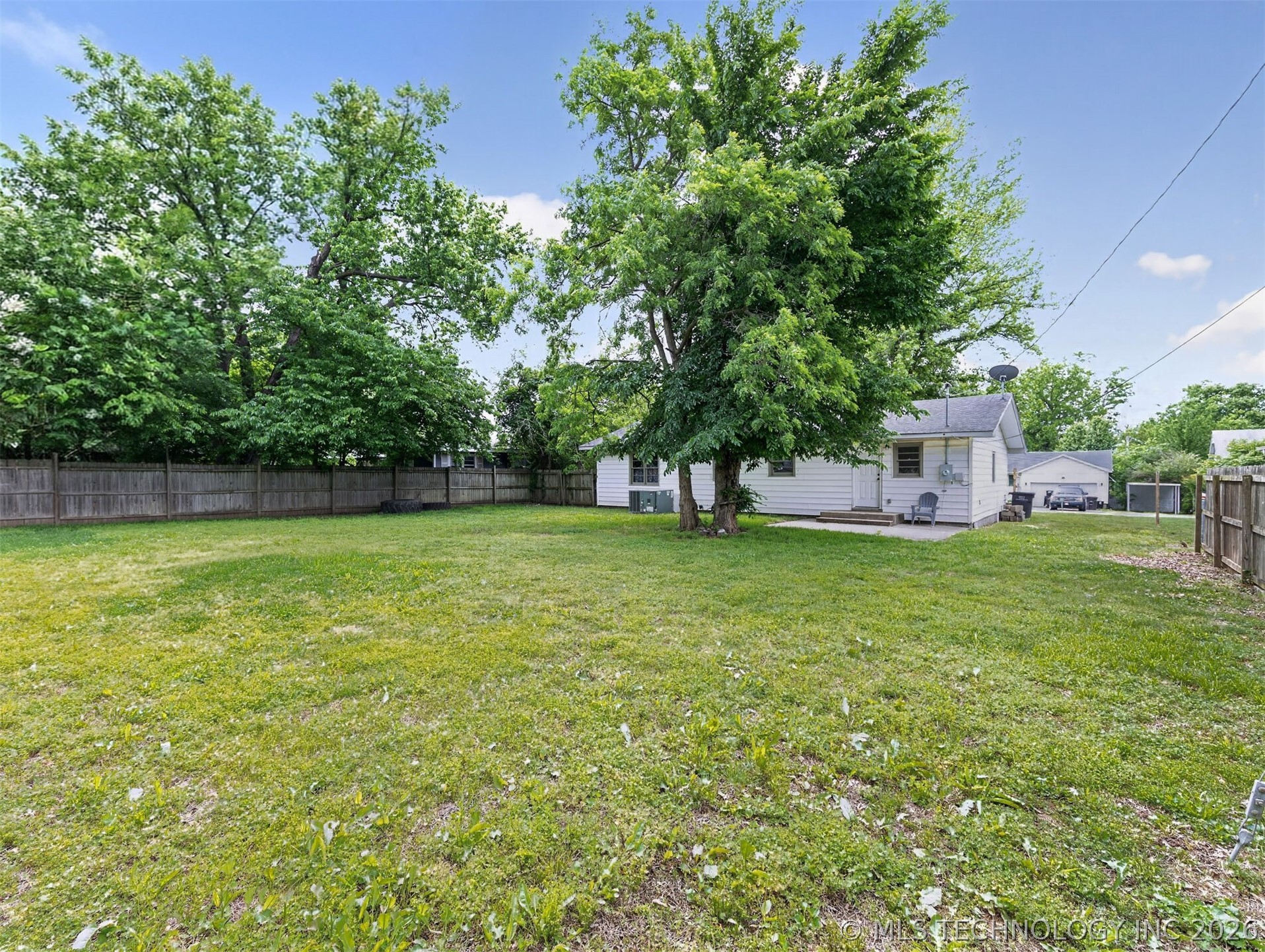 3618 Henrietta Avenue Property Photo 28