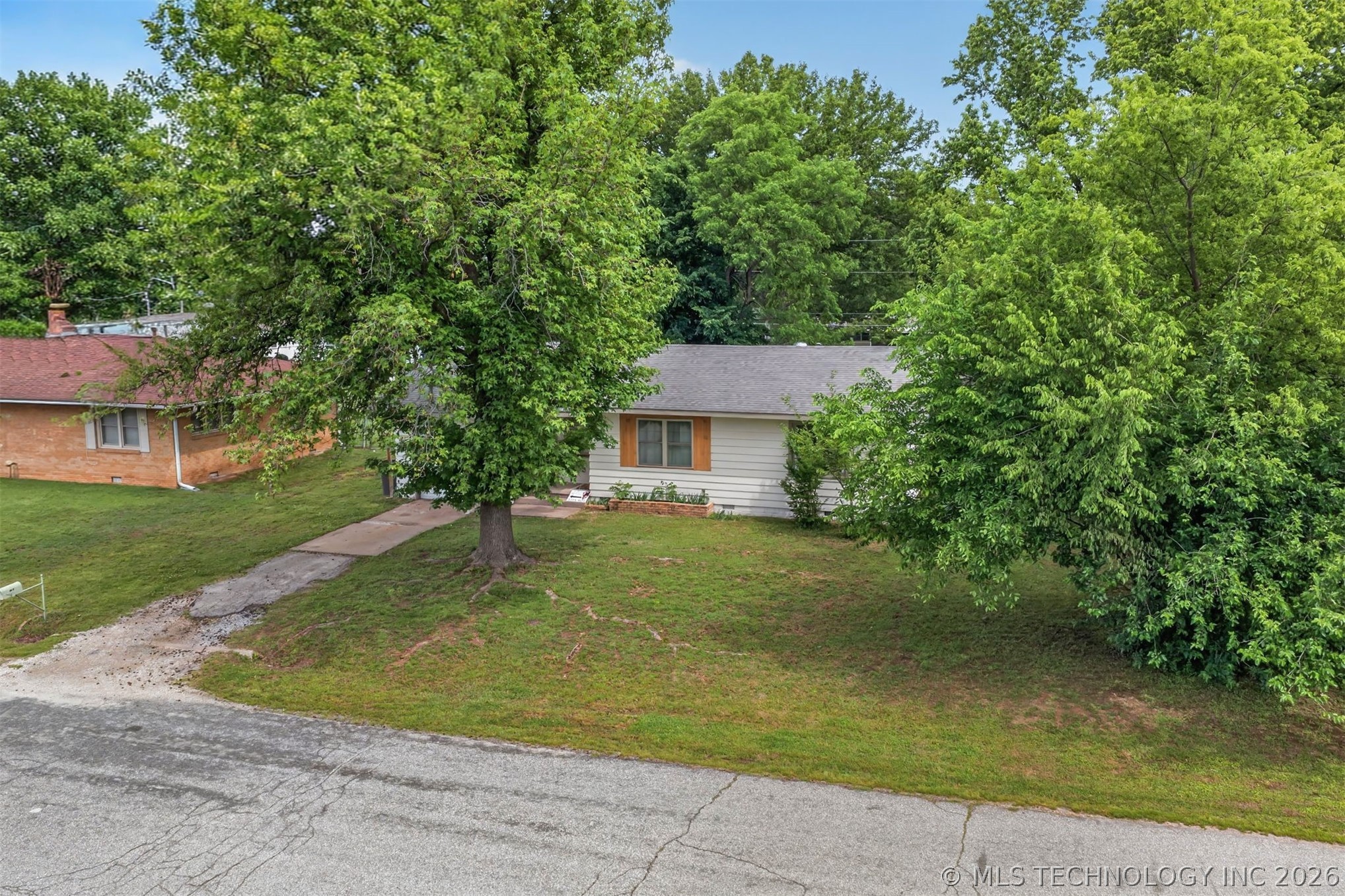 3618 Henrietta Avenue Property Photo 39