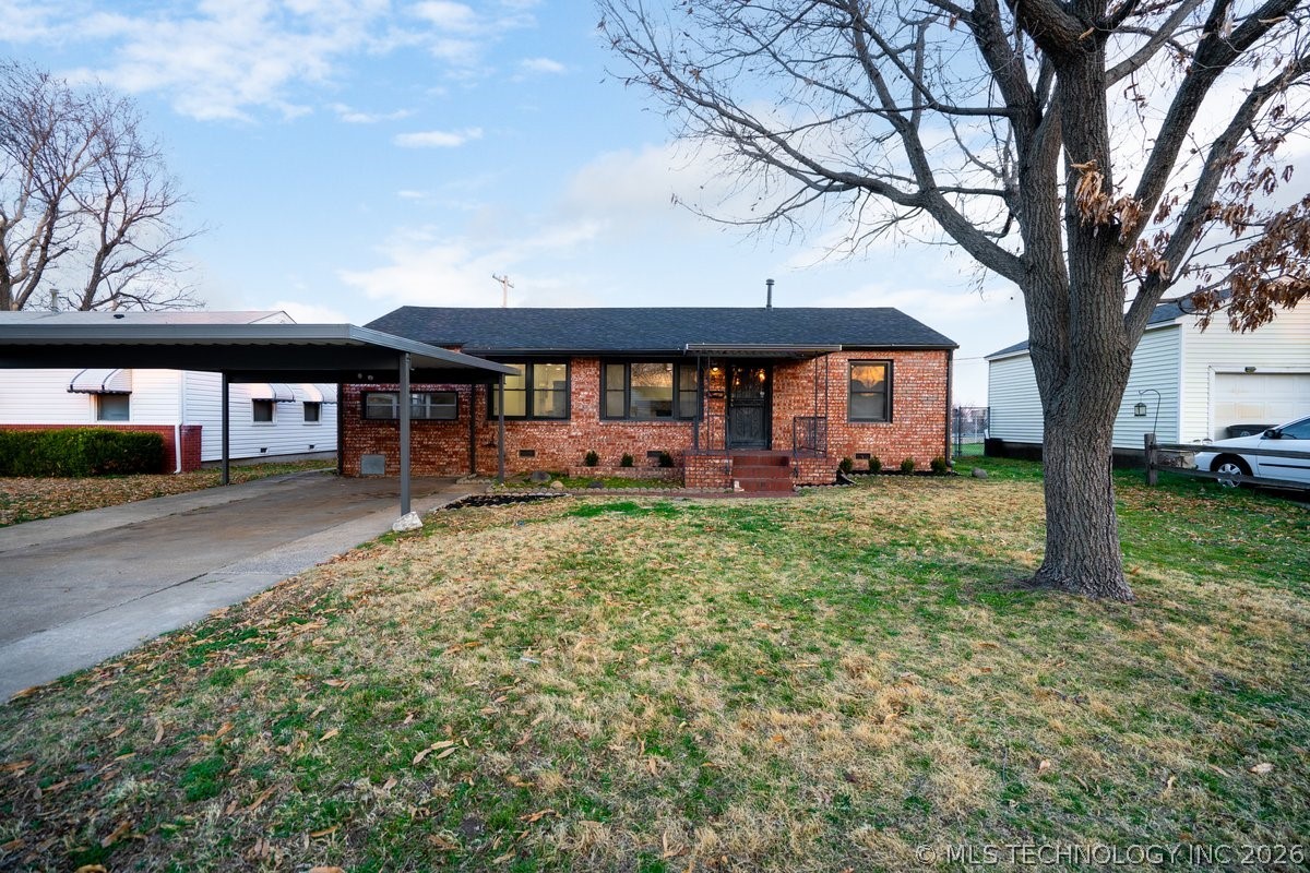 857 N Darlington Avenue Property Photo 6