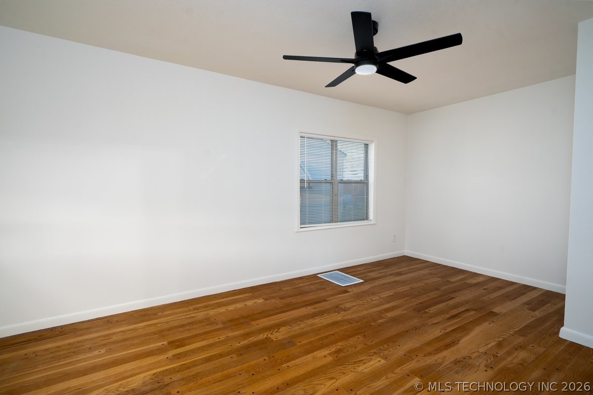 857 N Darlington Avenue Property Photo 32