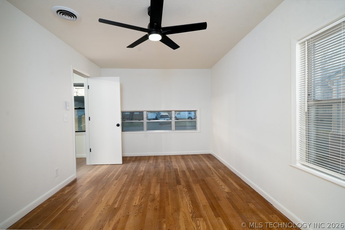 857 N Darlington Avenue Property Photo 33