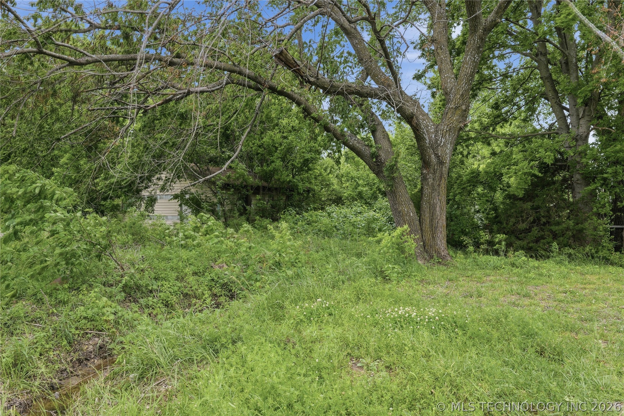 27204 E 742 Road Property Photo 2