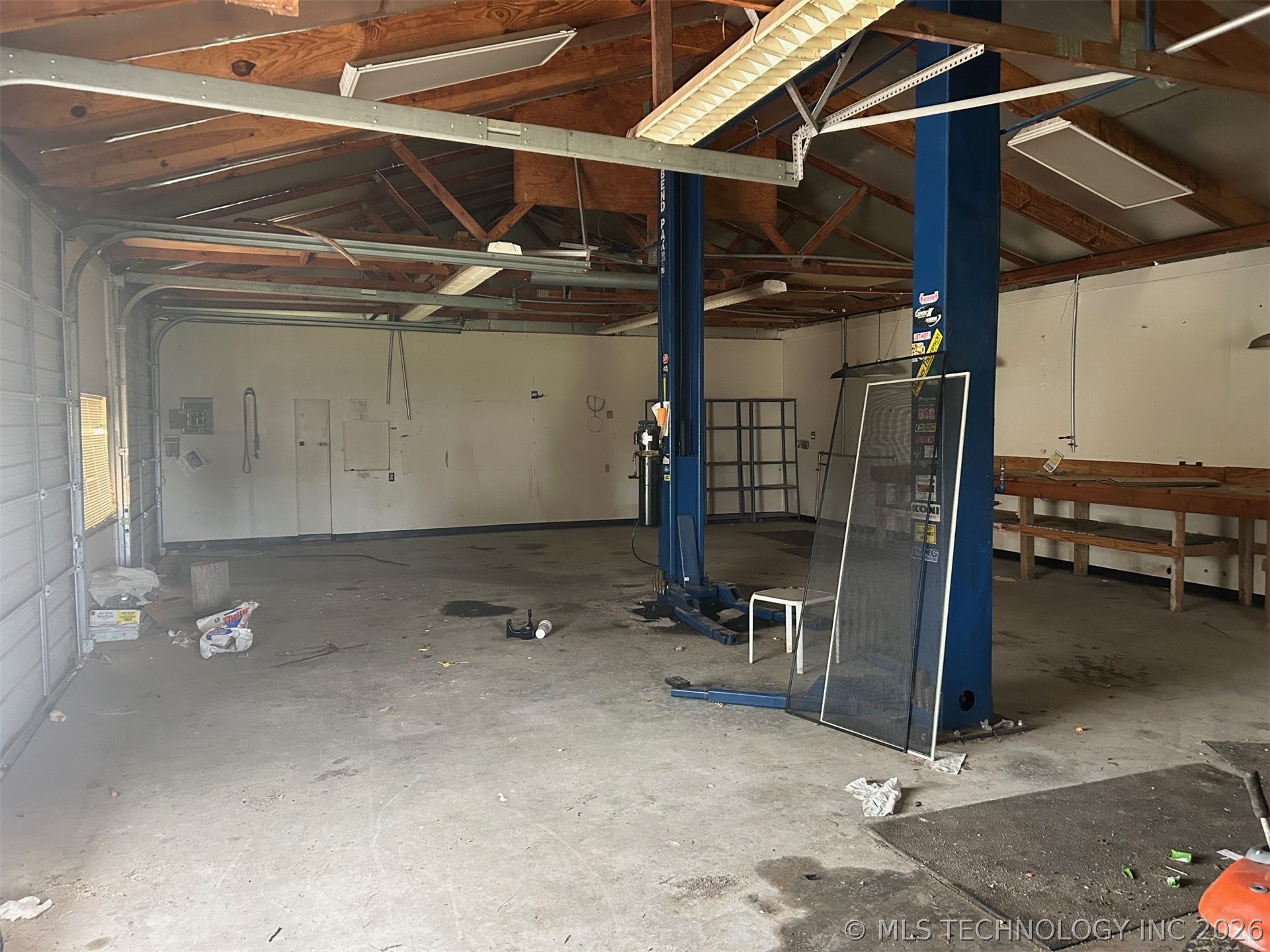 3300 W Davis Field Road Property Photo 16