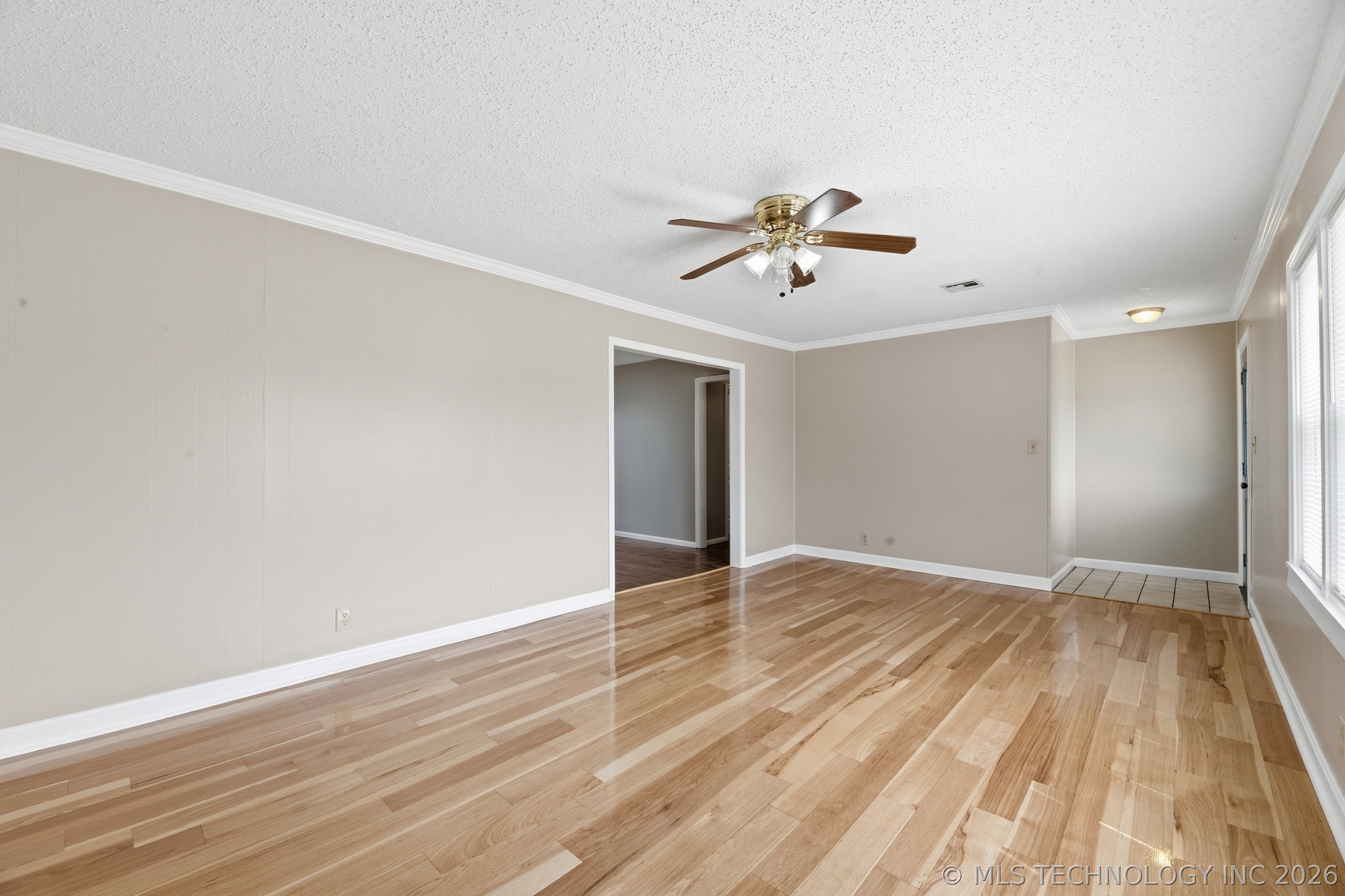 5311 E 32nd Place Property Photo 5