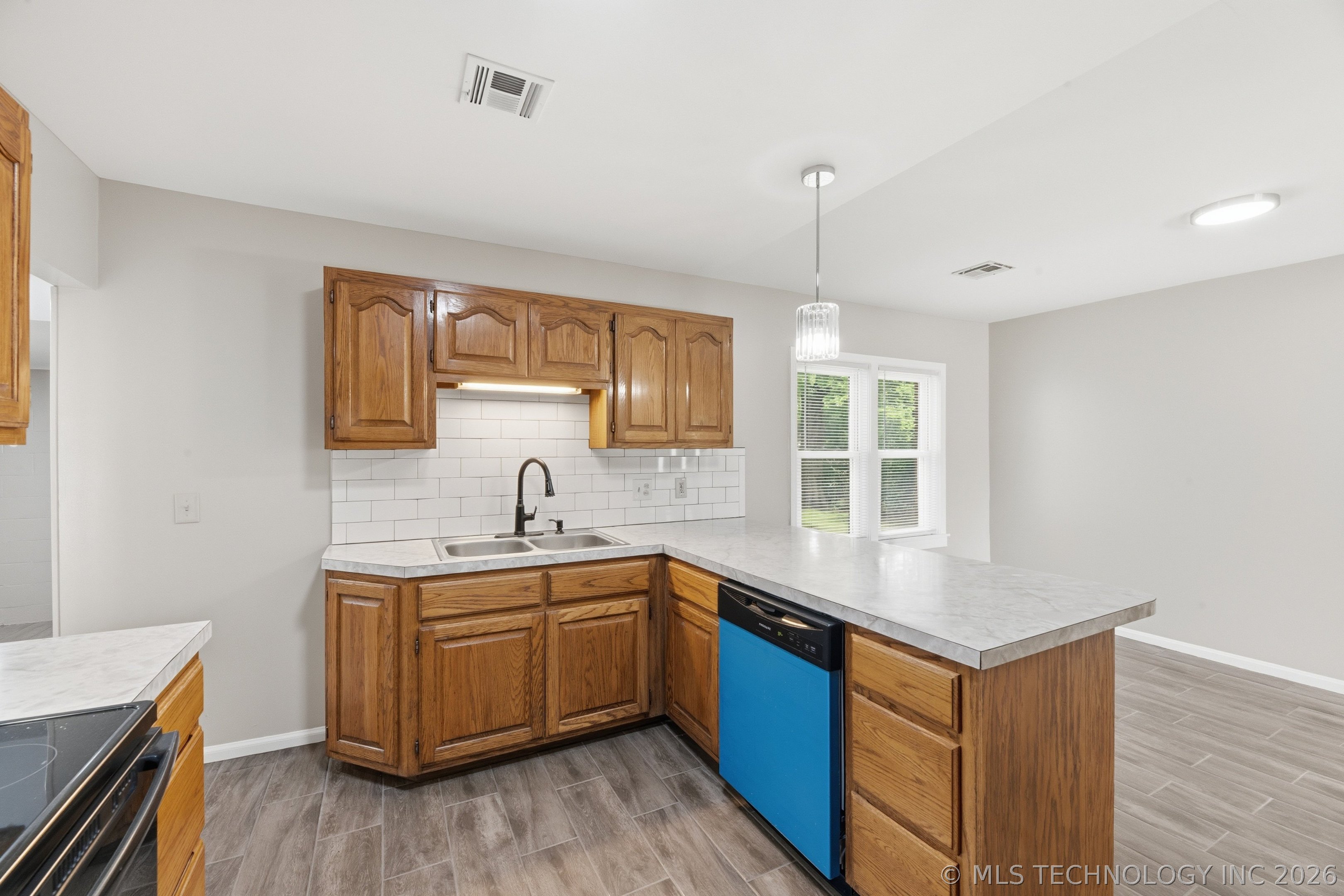 5311 E 32nd Place Property Photo 10
