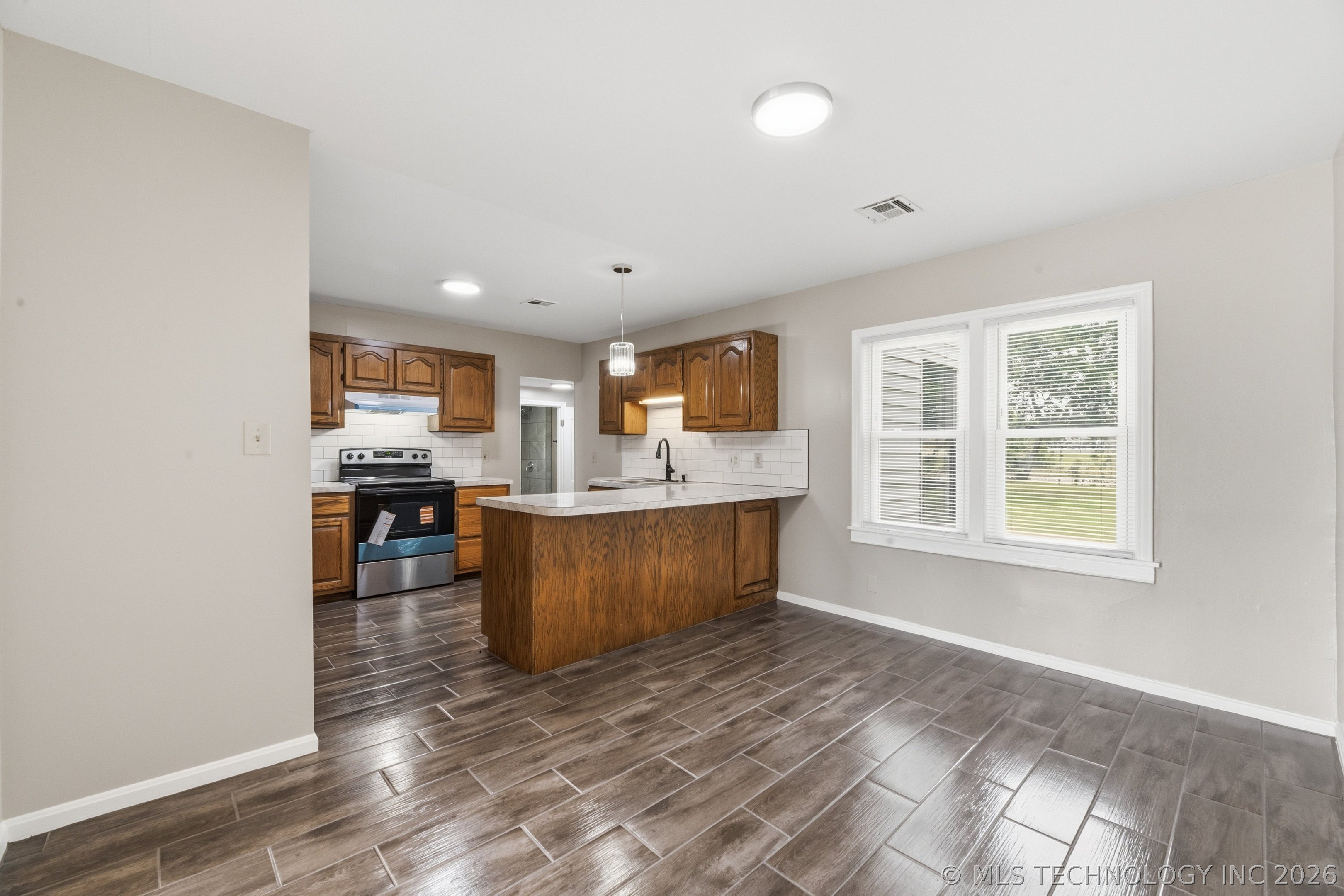 5311 E 32nd Place Property Photo 12