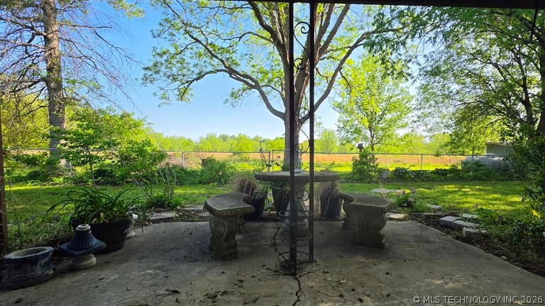 3055 Bixby Road Property Photo 7