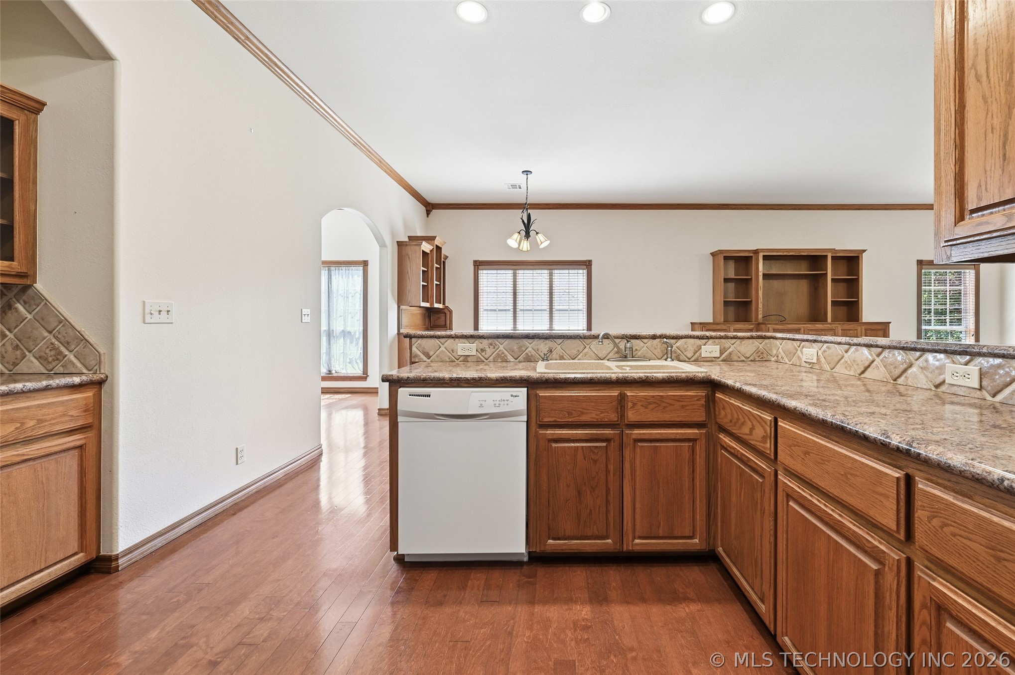 128 New Haven Street Property Photo 12