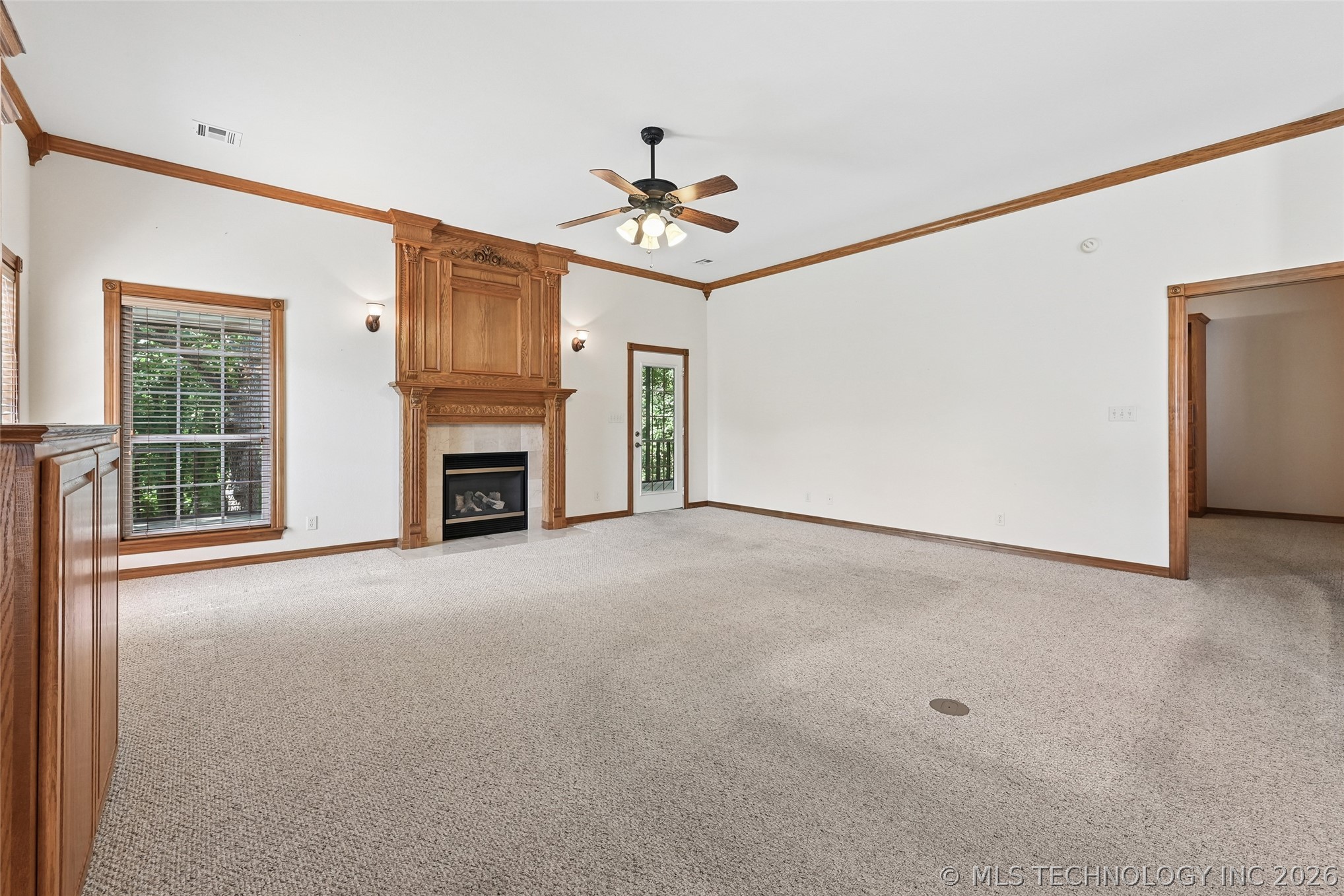 128 New Haven Street Property Photo 17