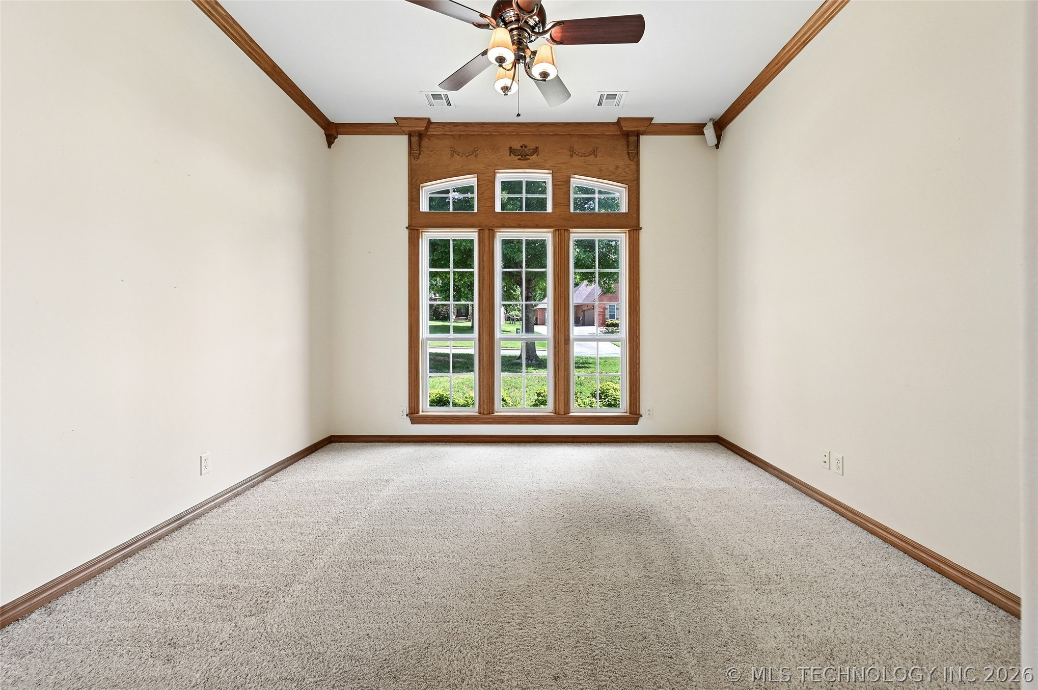 128 New Haven Street Property Photo 20