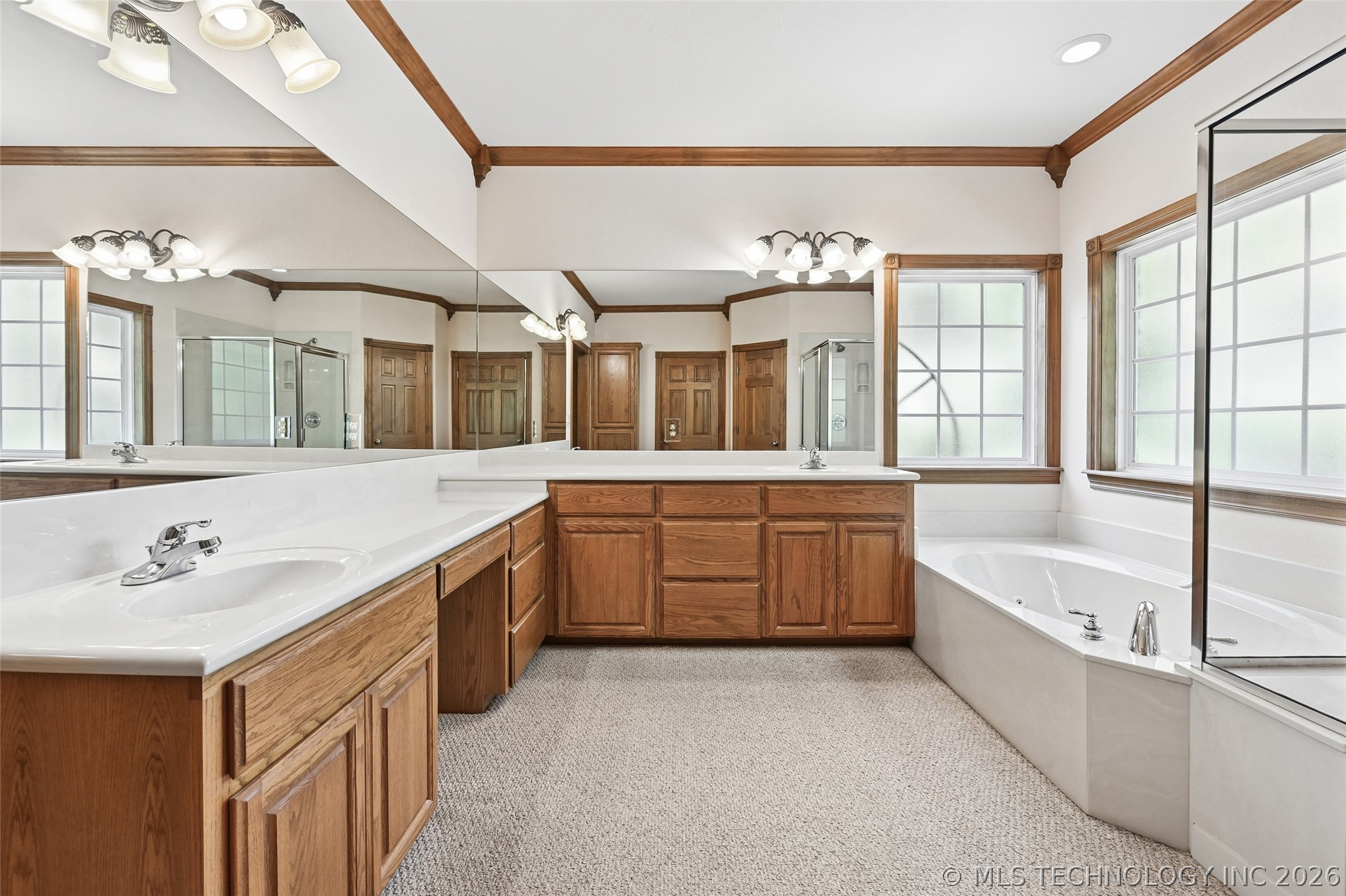 128 New Haven Street Property Photo 24