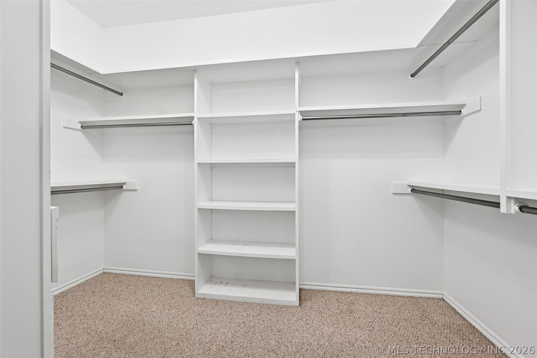 128 New Haven Street Property Photo 26