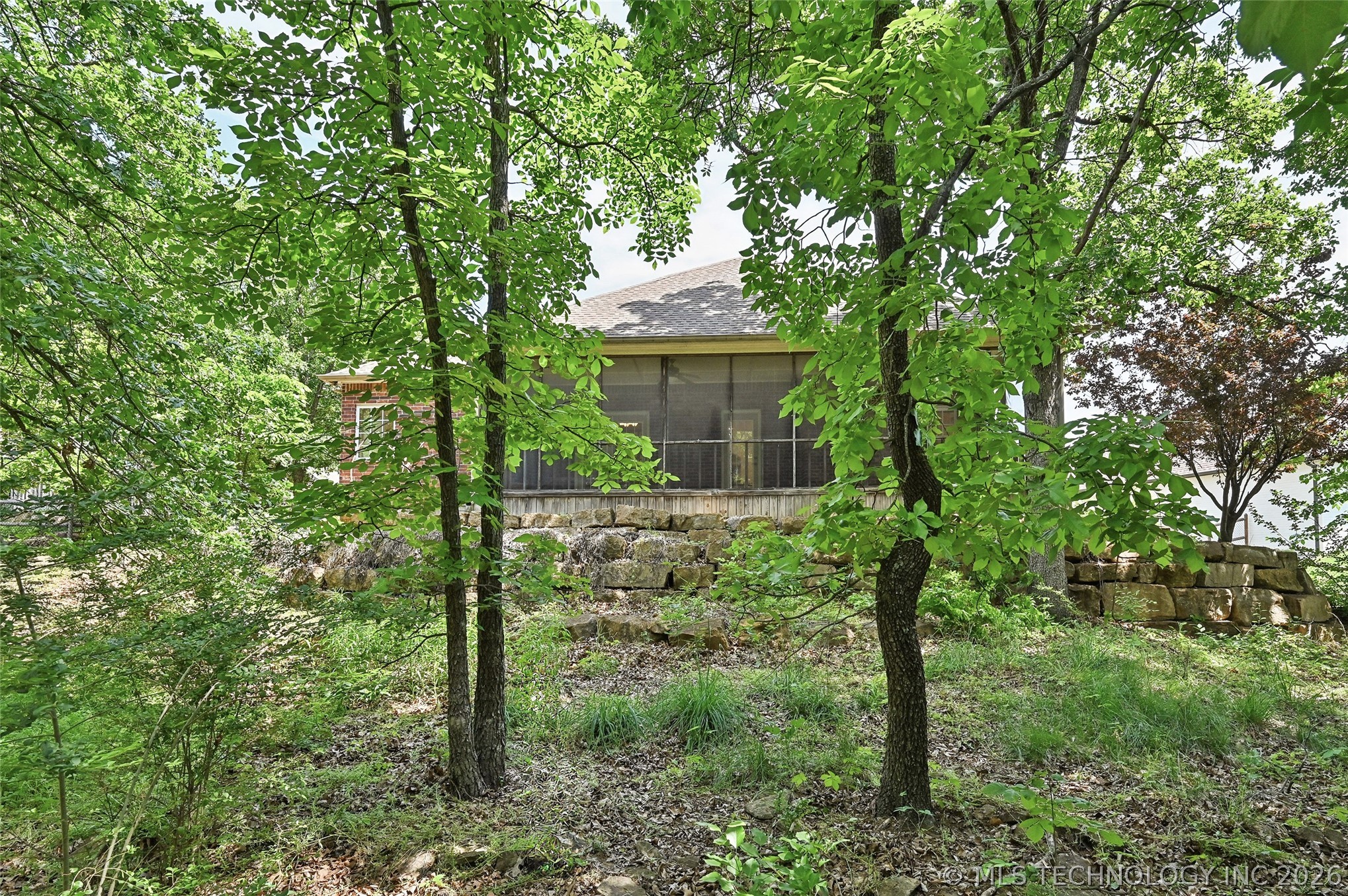 128 New Haven Street Property Photo 39