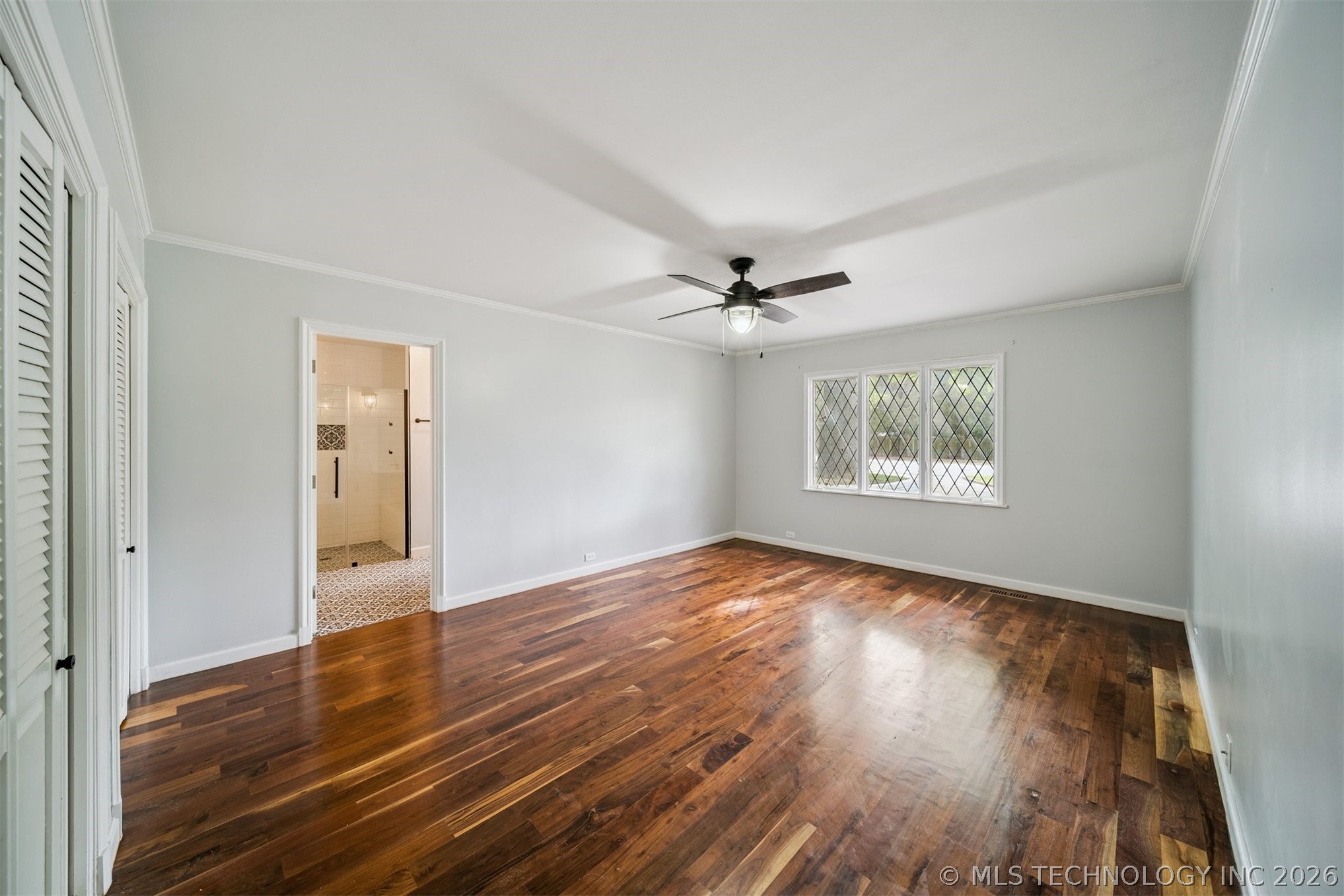3215 E 61st Street Property Photo 28