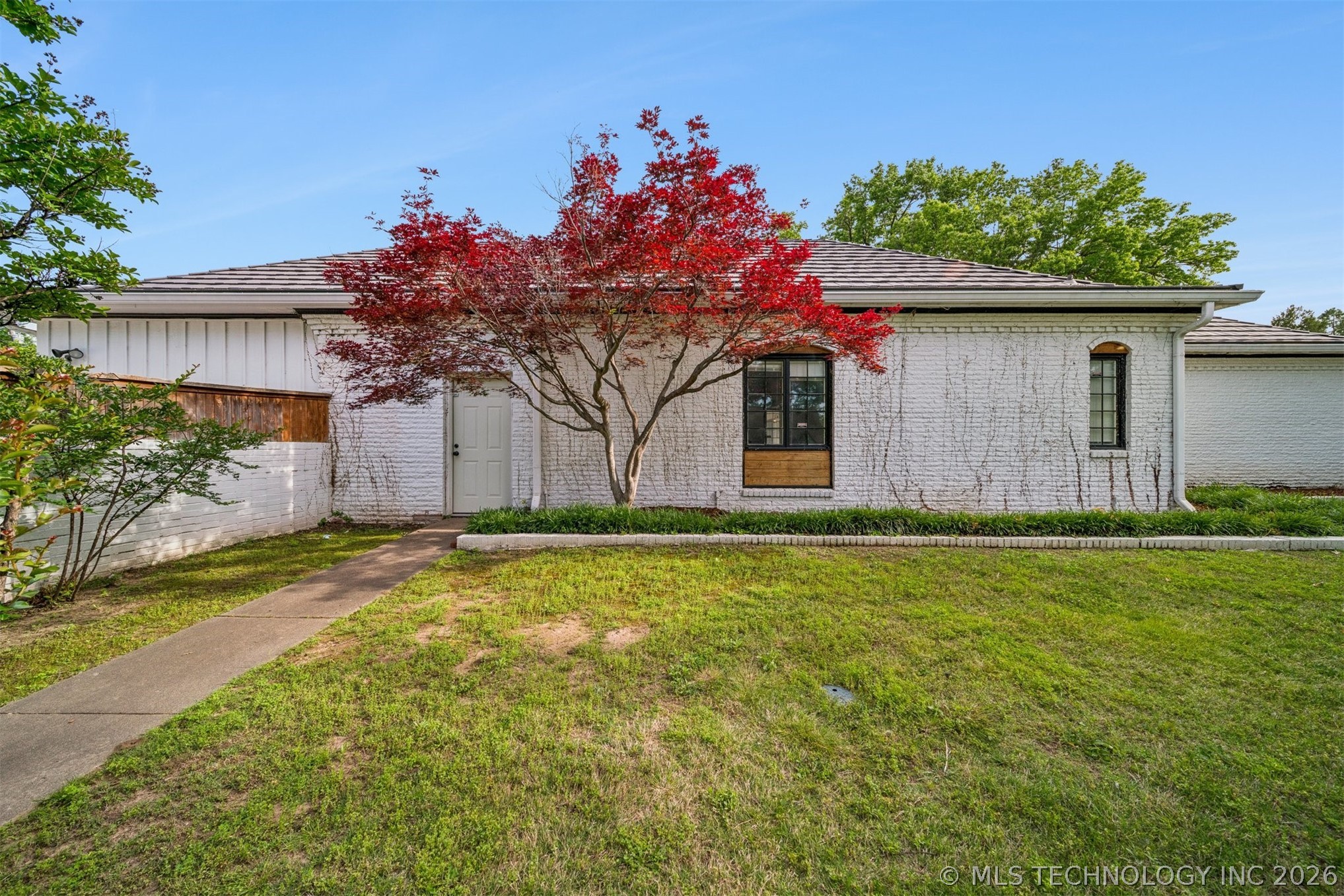 3215 E 61st Street Property Photo 47