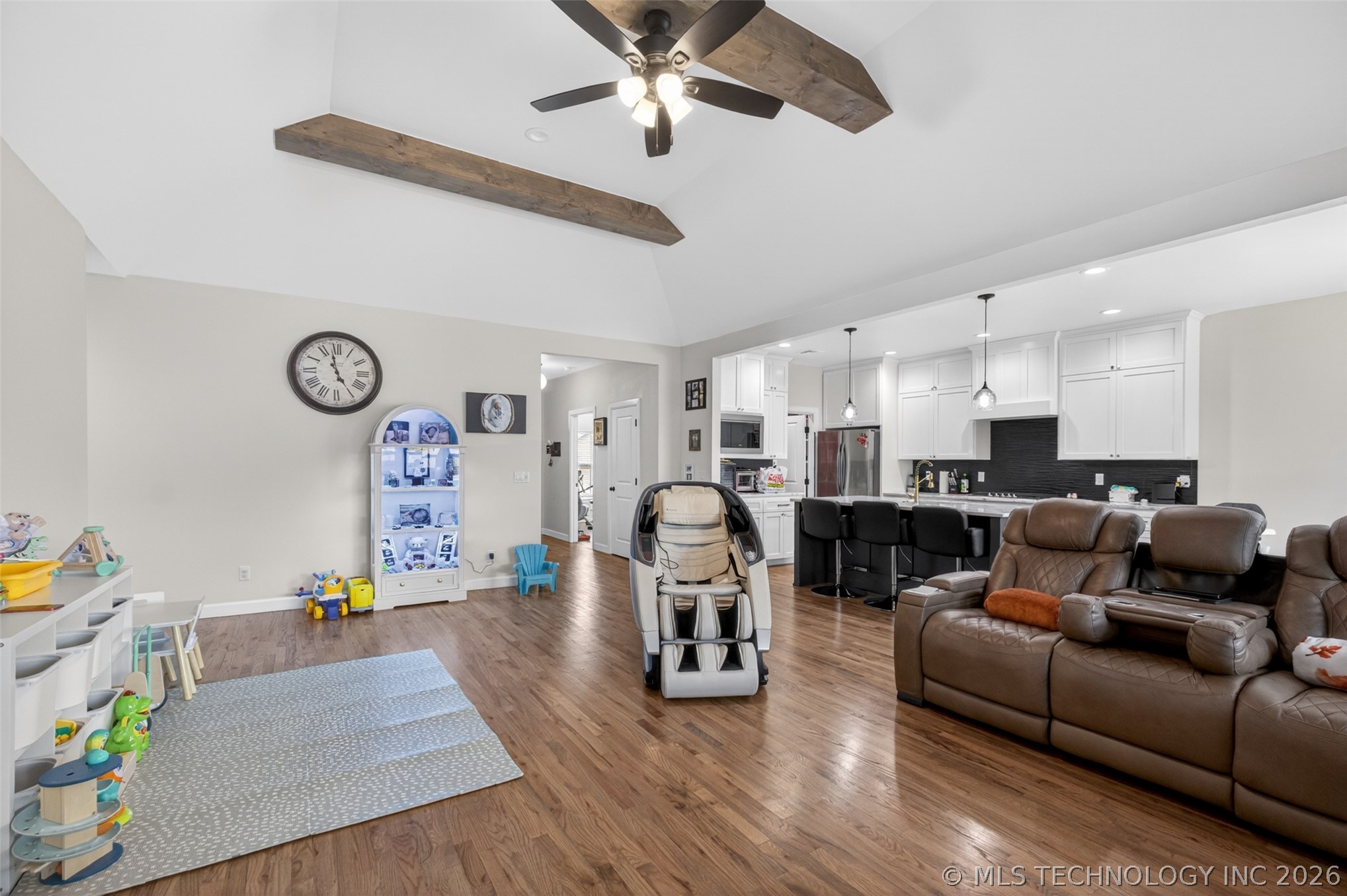 3311 Harbour Town Place Property Photo 5