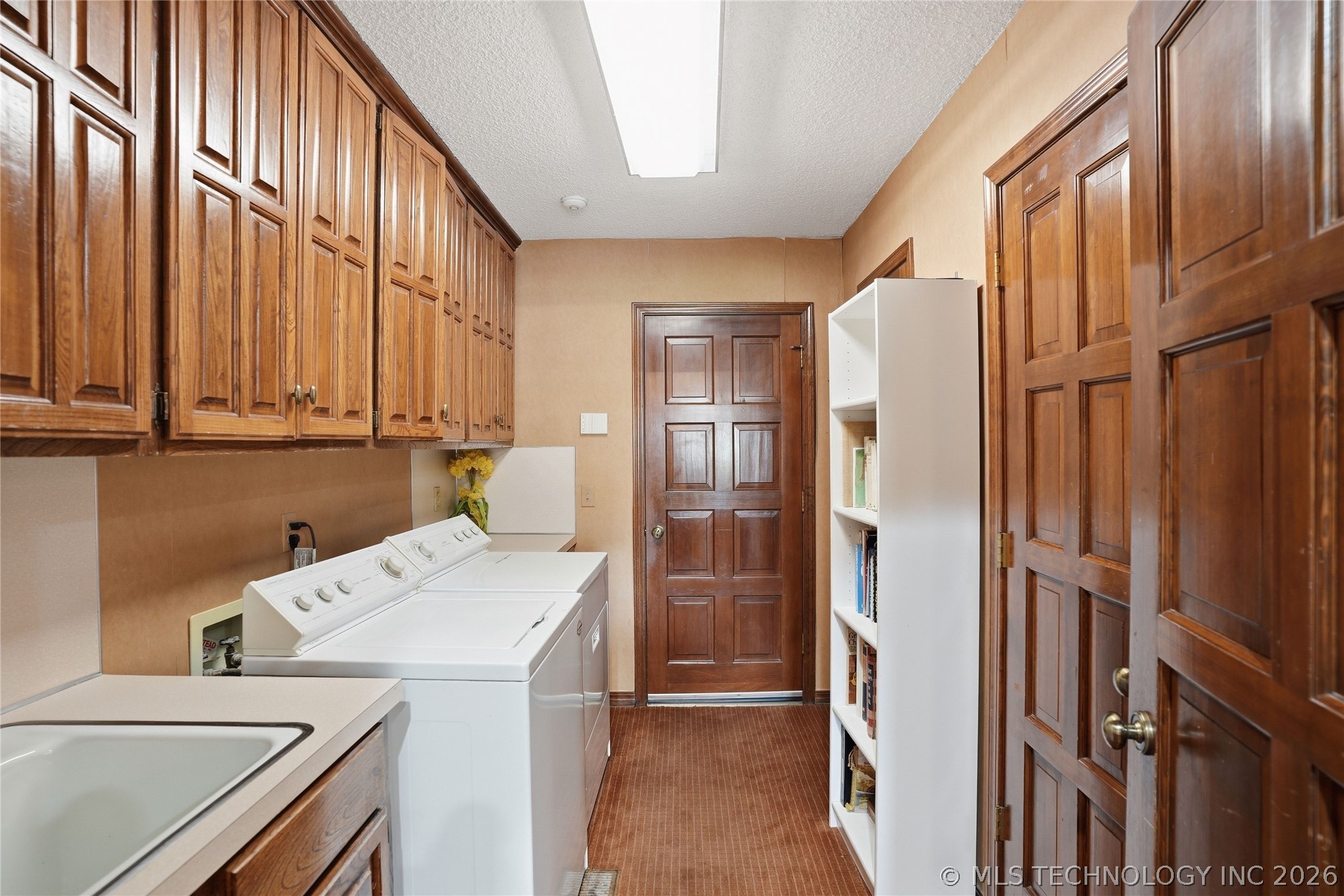 3413 E 58th Place Property Photo 15