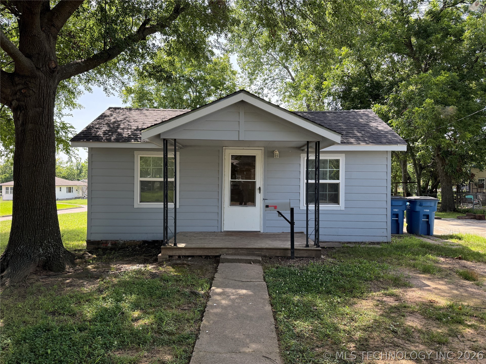 415 S 12 Street Property Photo 1