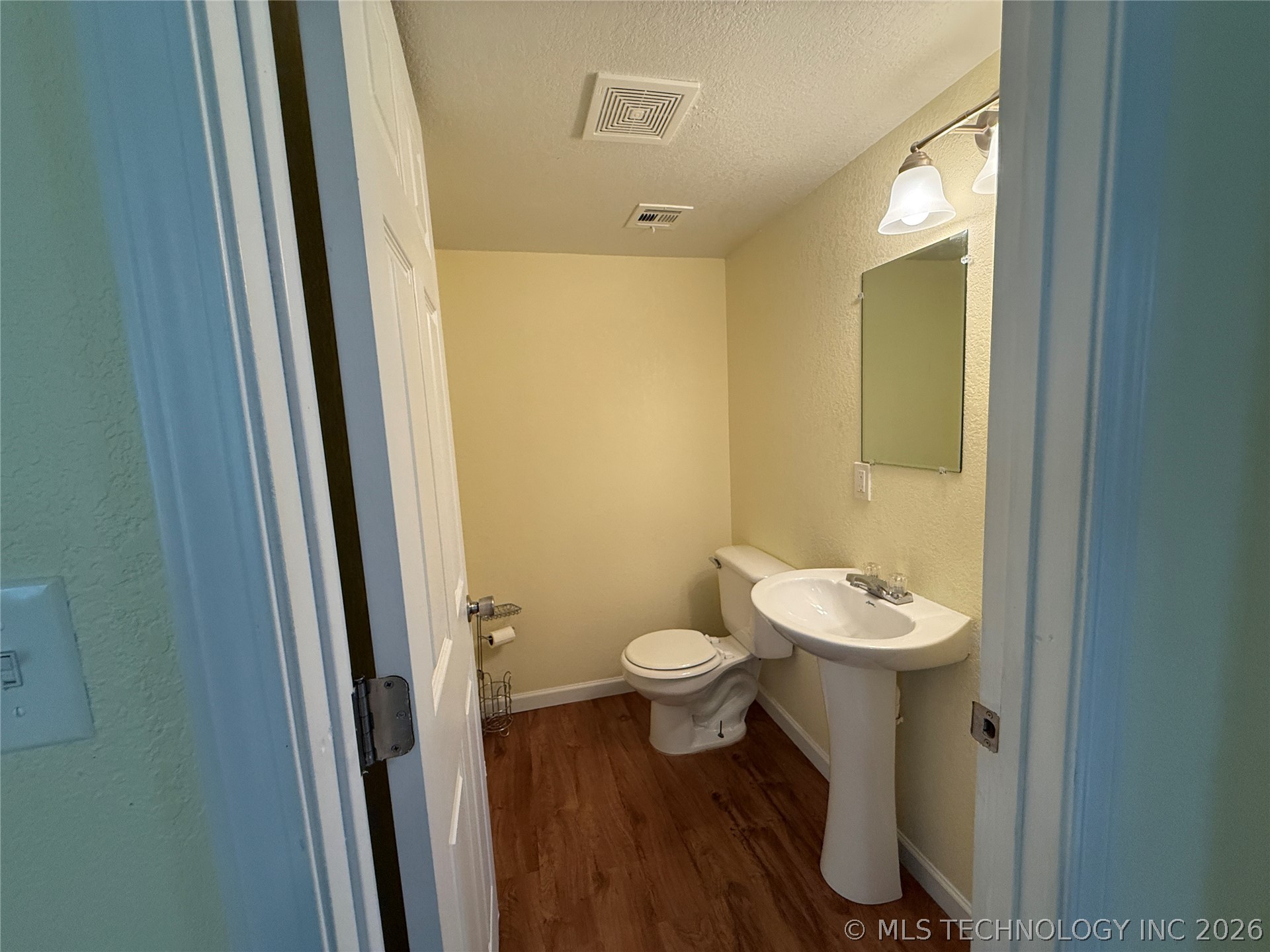 415 S 12 Street Property Photo 17