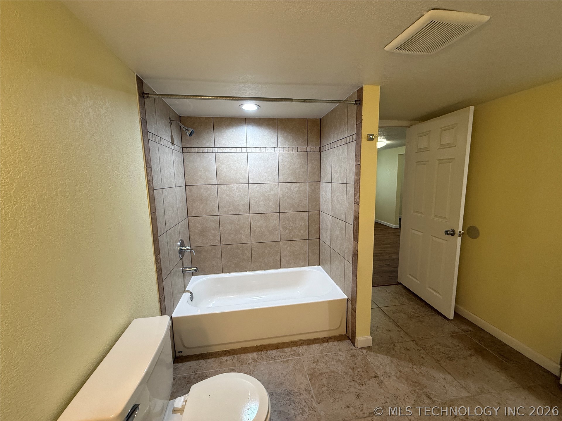 415 S 12 Street Property Photo 21