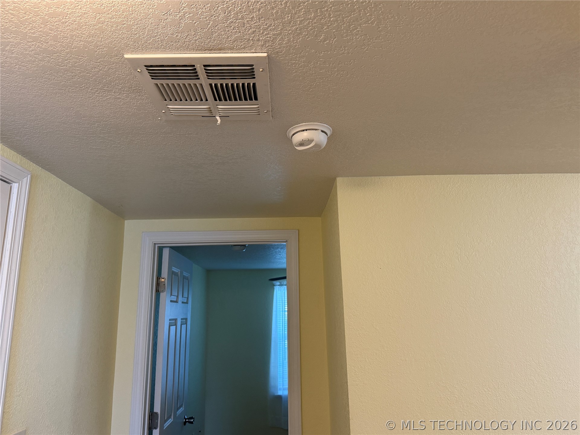 415 S 12 Street Property Photo 30