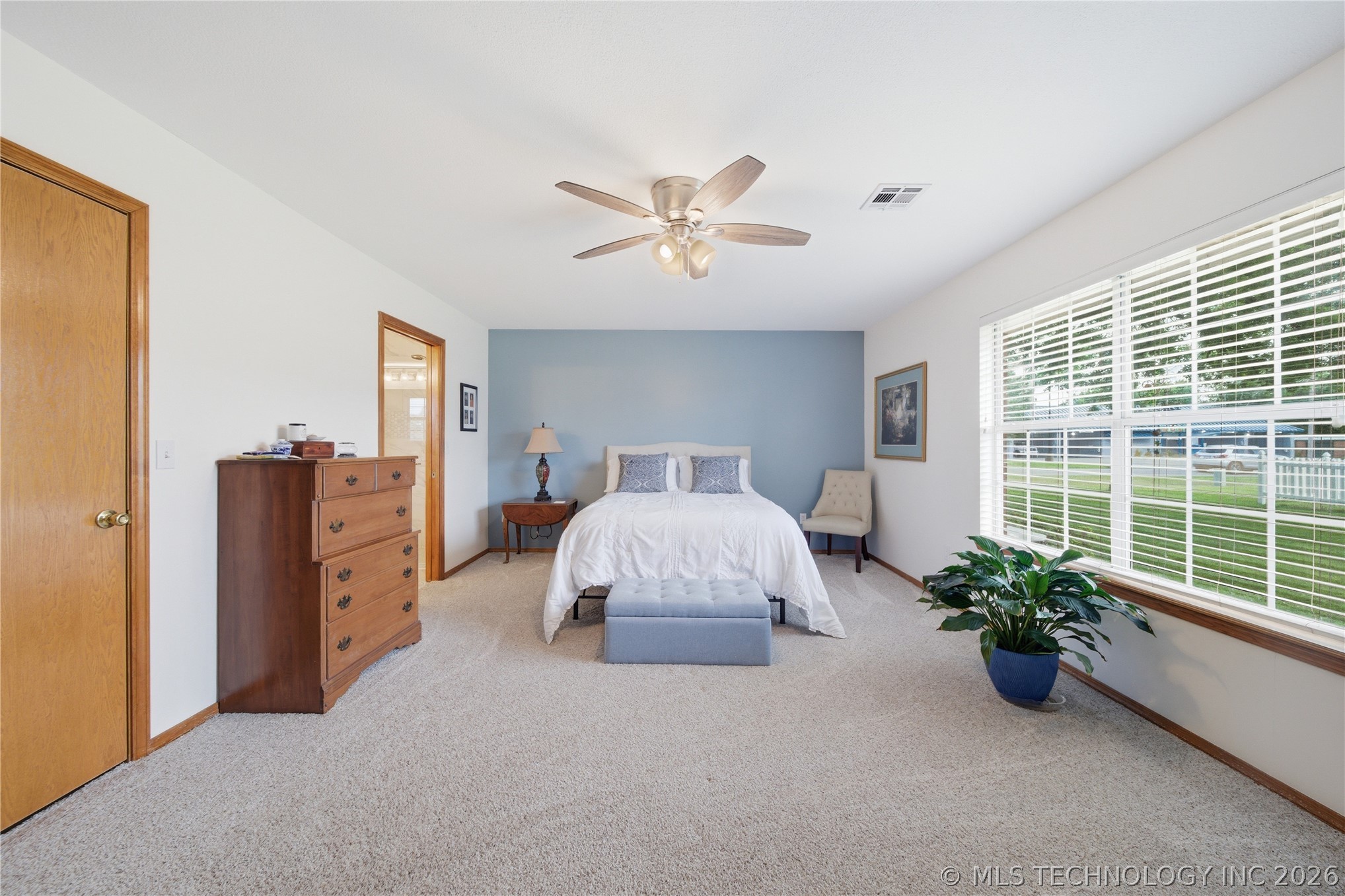 620 Grove Crest Road Property Photo 17