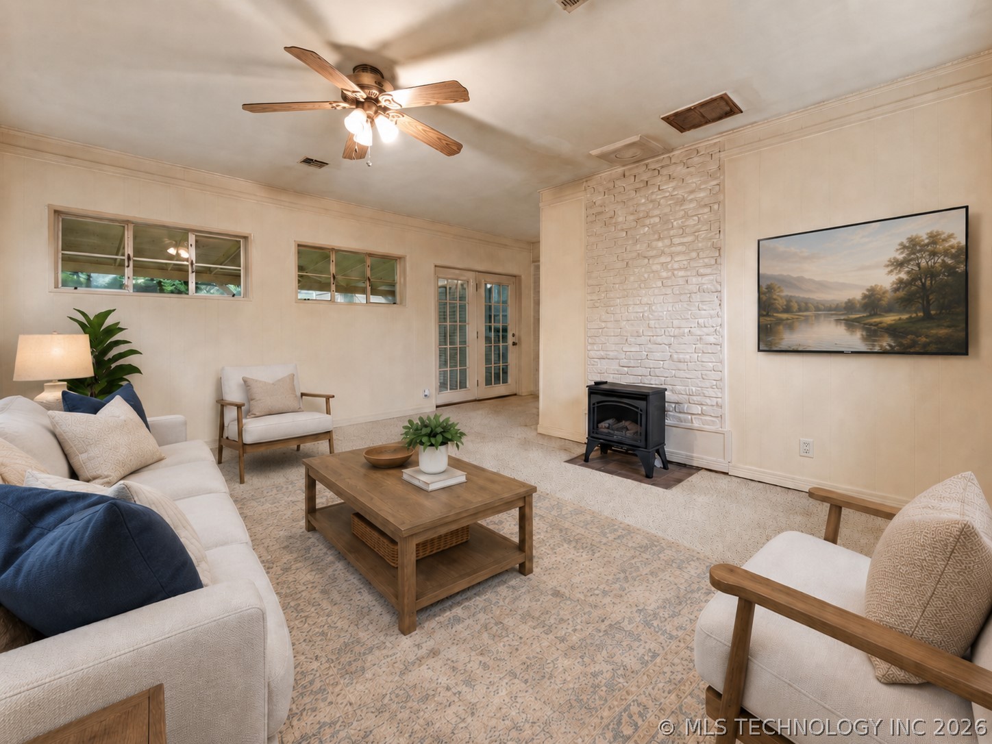 131 E 35th Street Property Photo 3