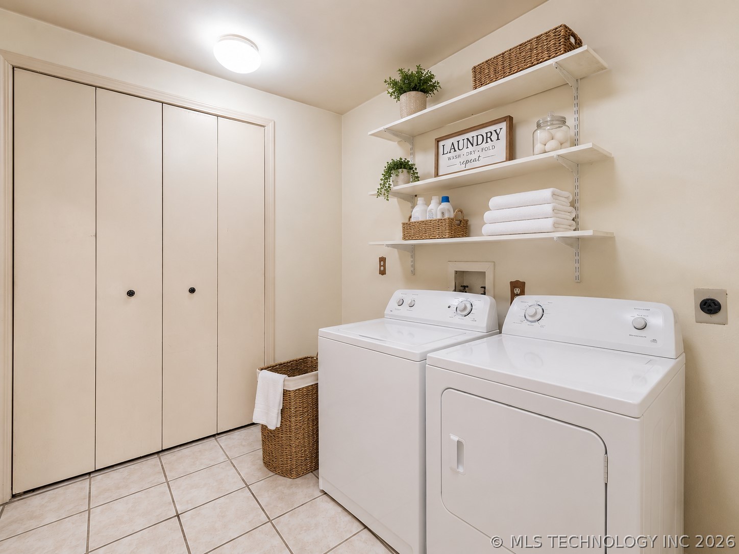 131 E 35th Street Property Photo 14